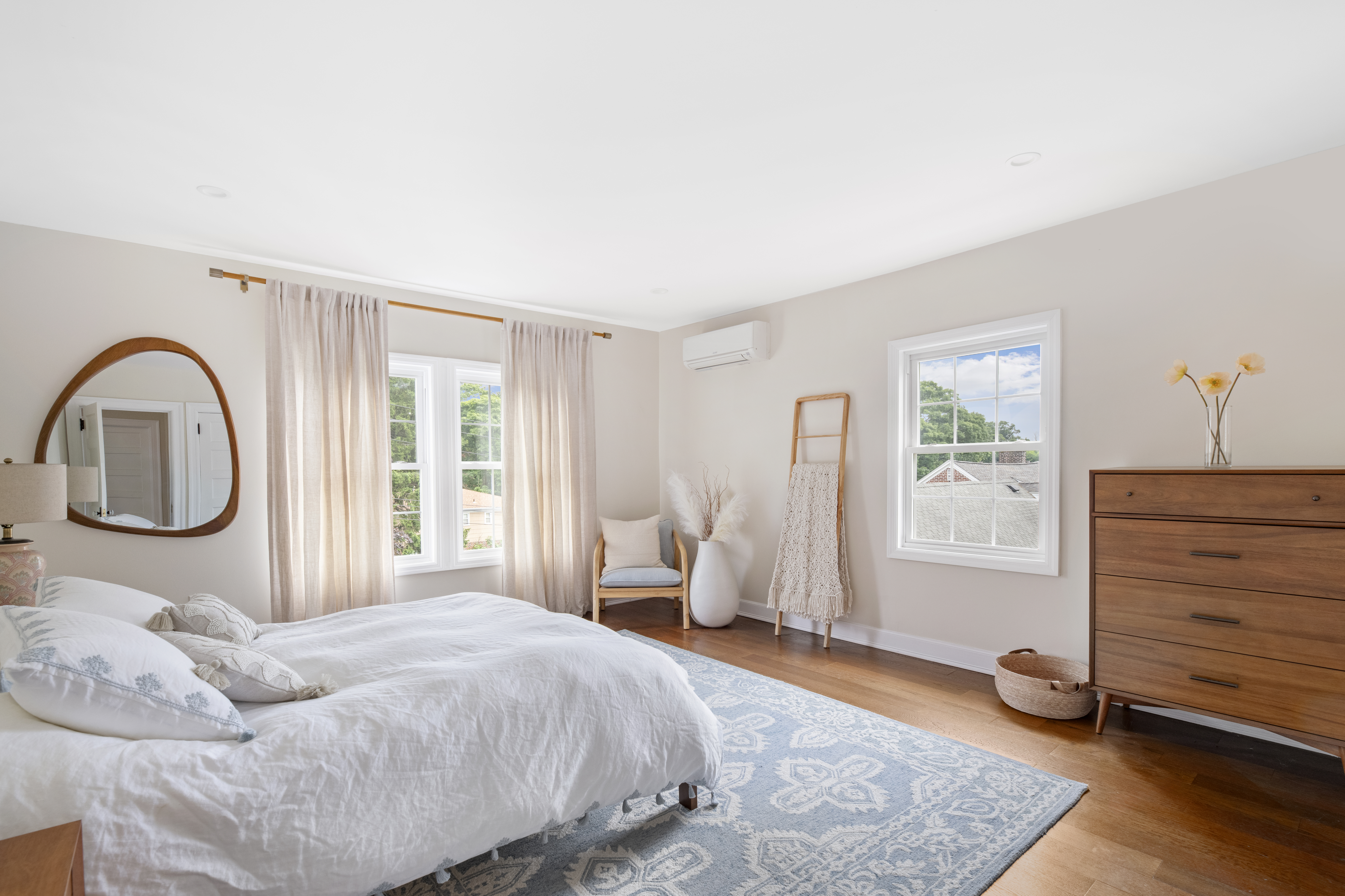 209 Van Cortlandt Park Avenue