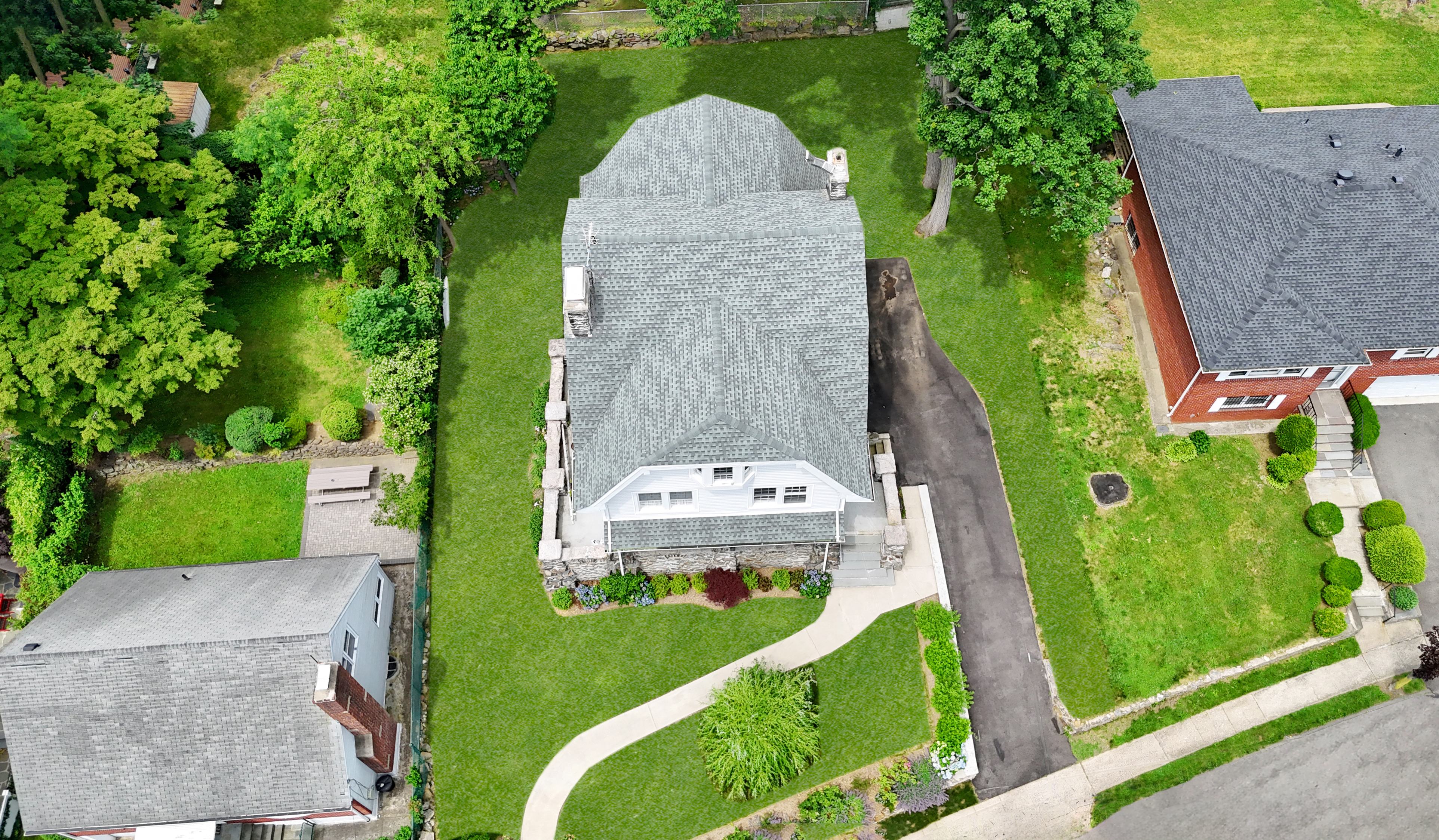 209 Van Cortlandt Park Avenue