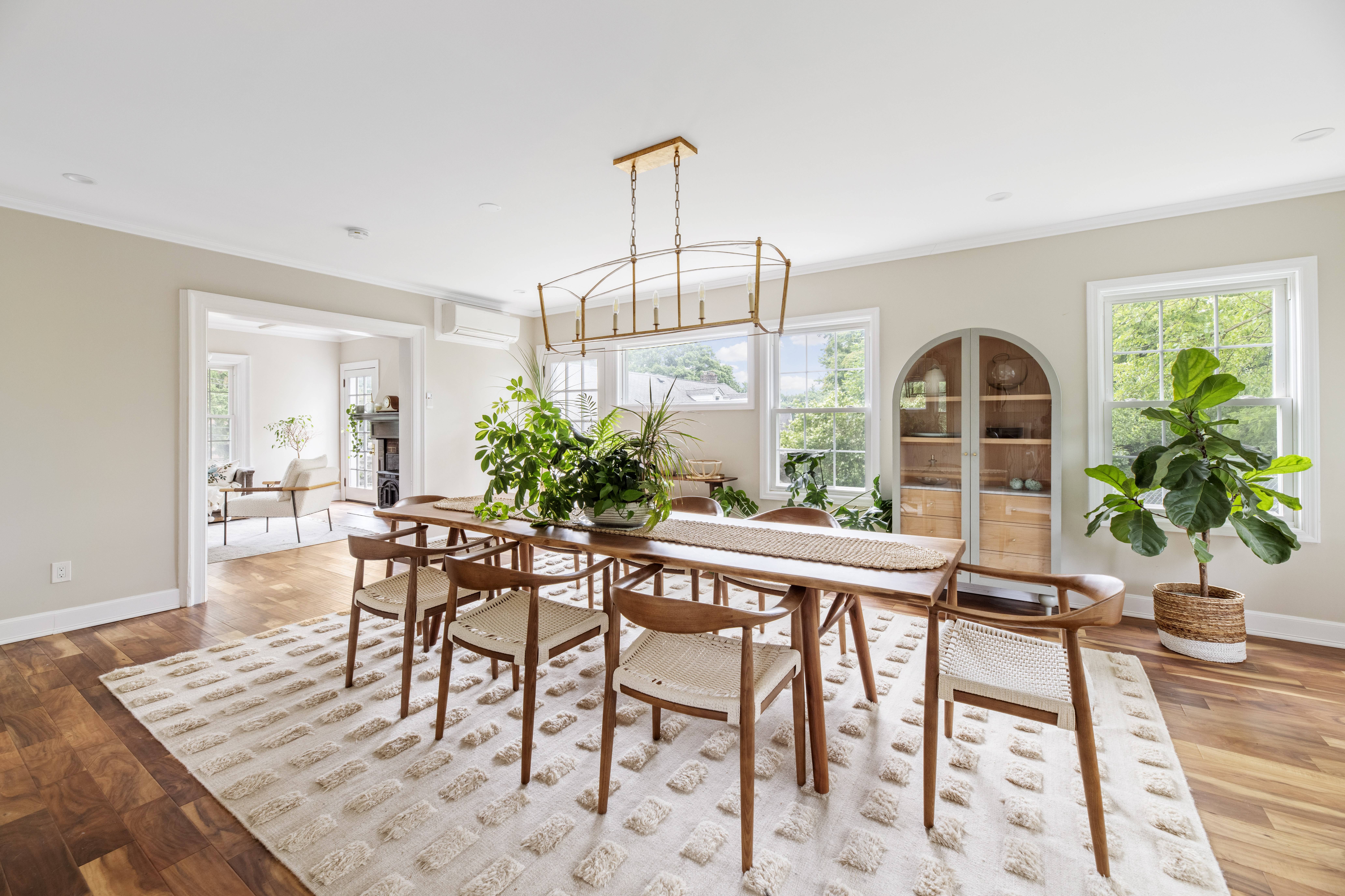 209 Van Cortlandt Park Avenue