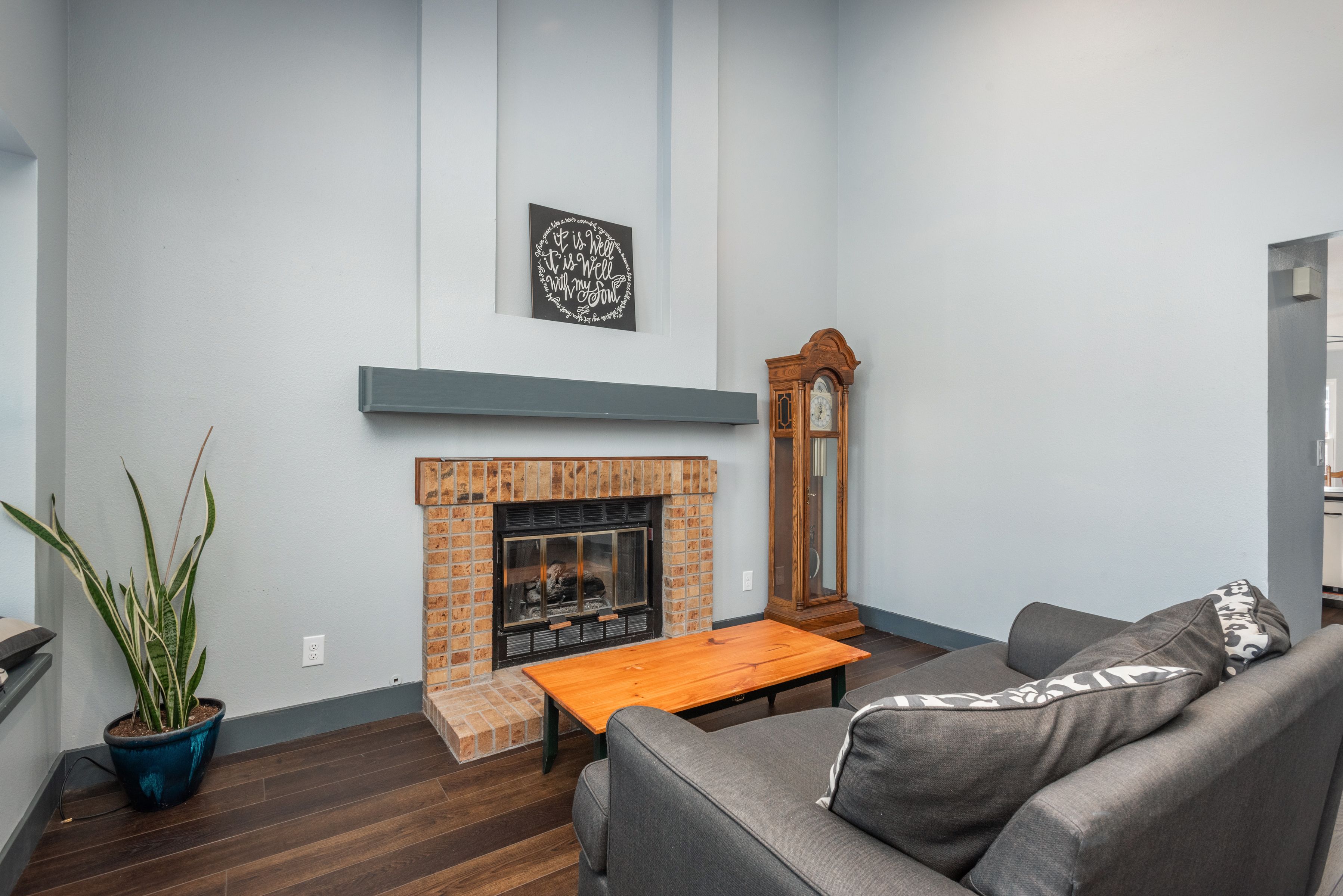 9466 W Nichols Place 