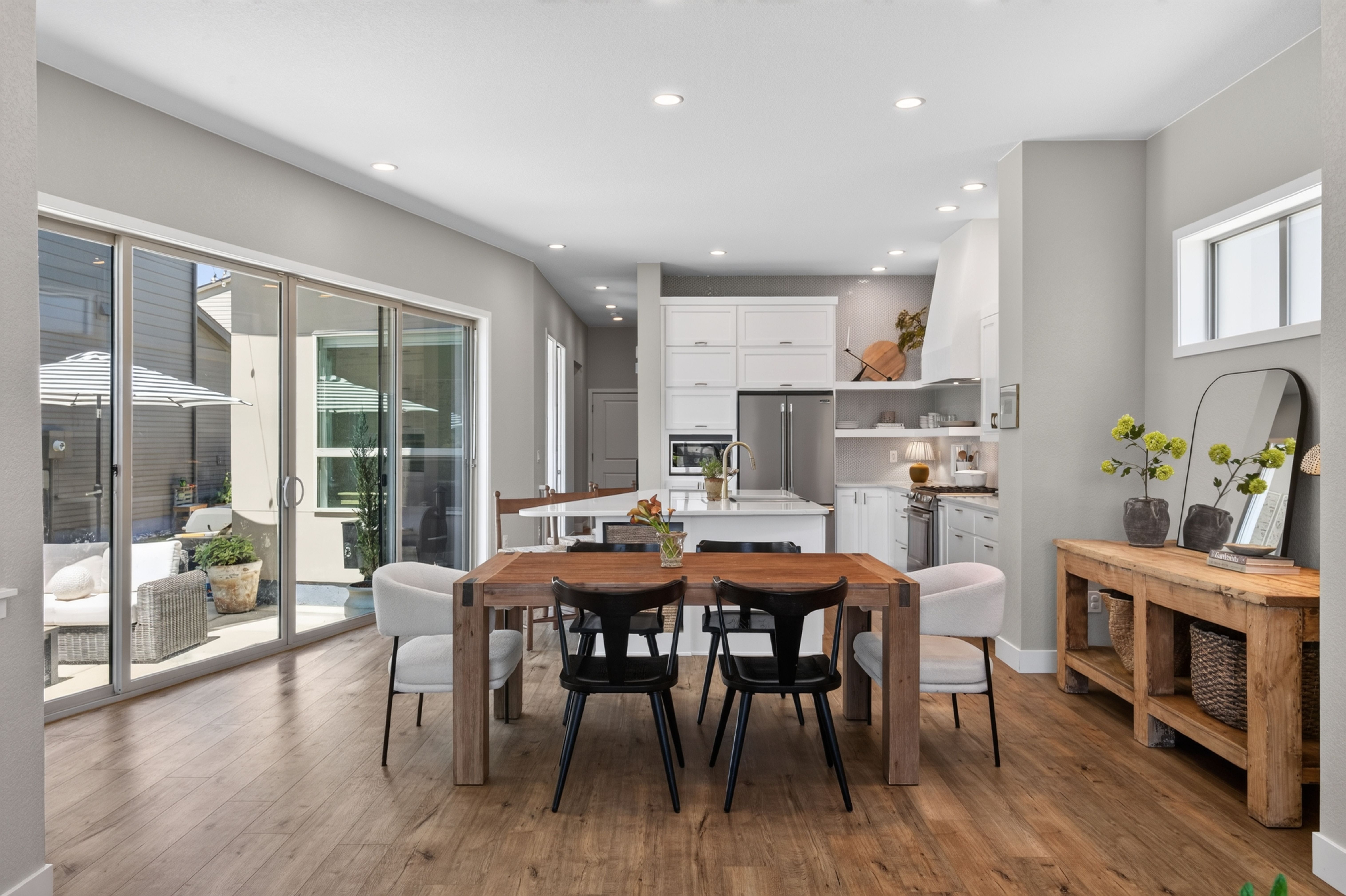 9633 Taylor River Circle