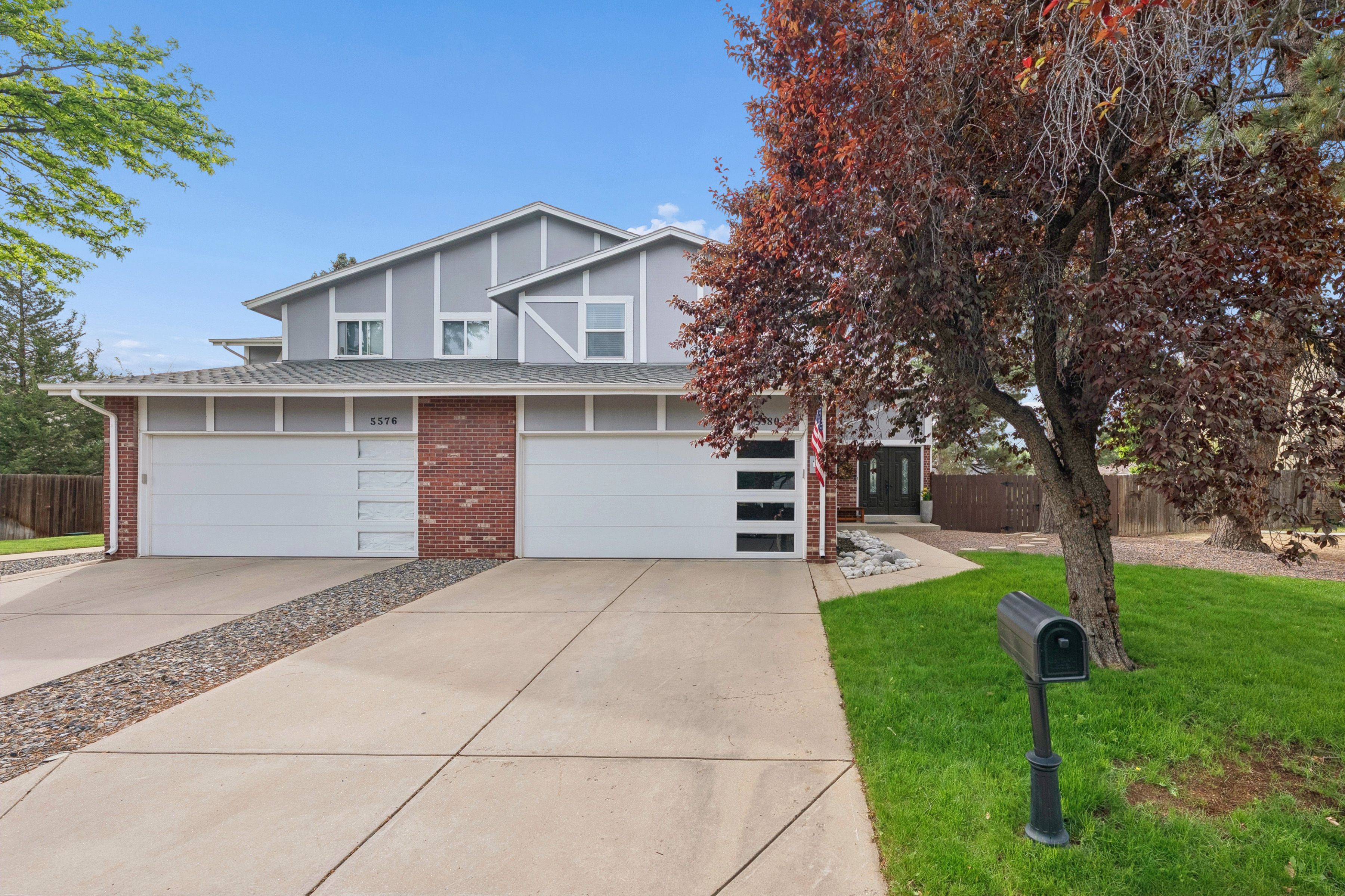 5580 S Lansing Way 
