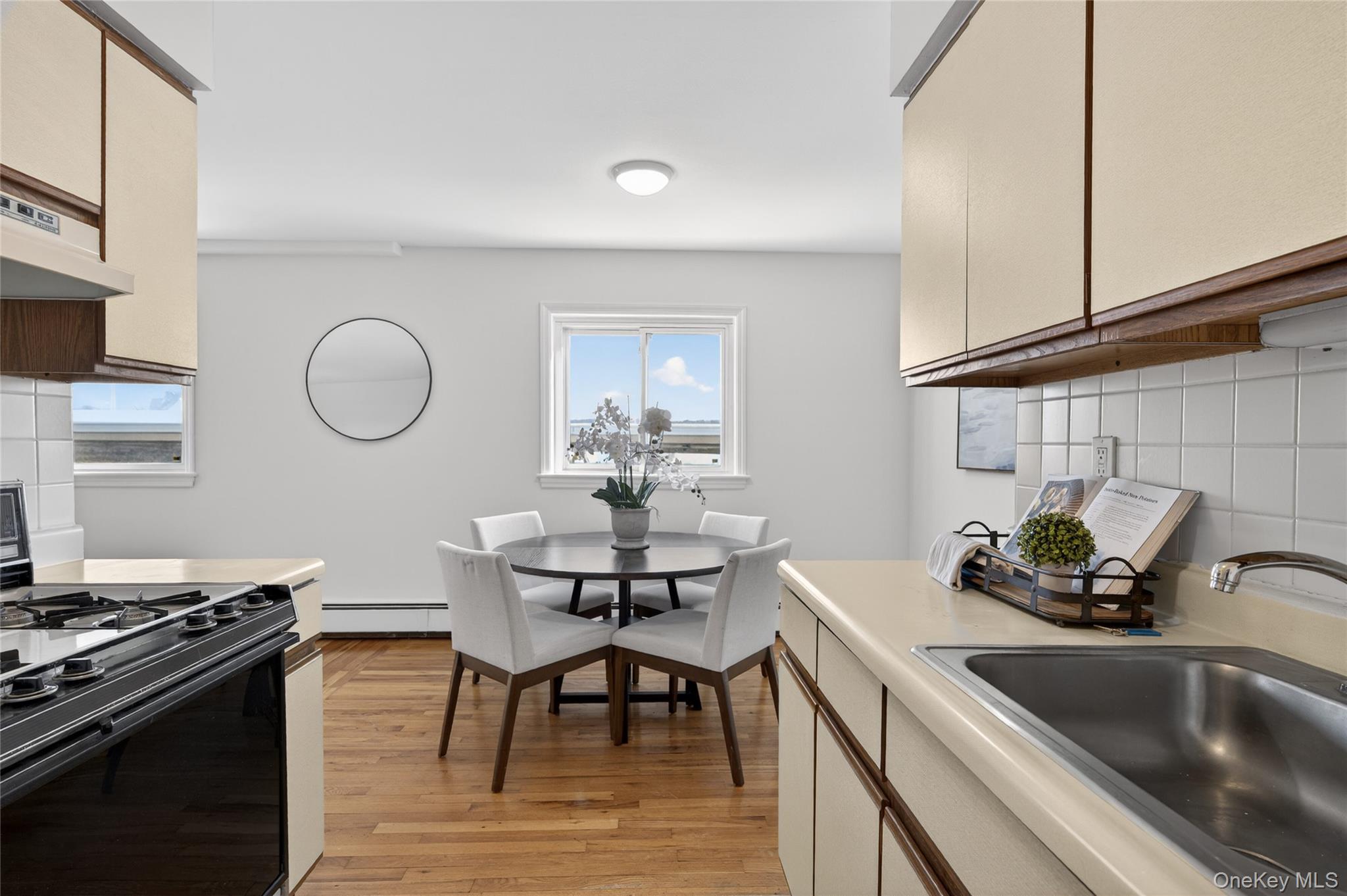 1 Toms Point Lane Unit# apt C Building 1