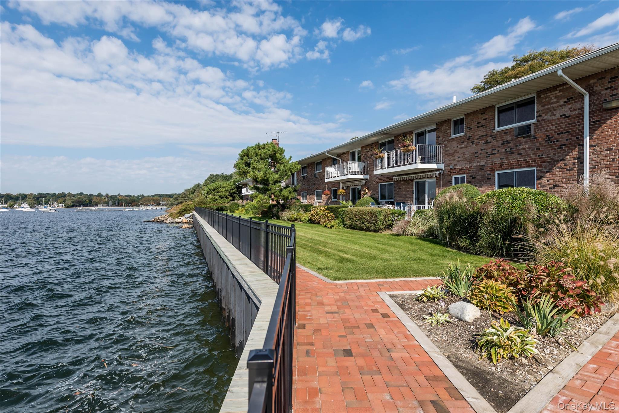 1 Toms Point Lane Unit# apt C Building 1