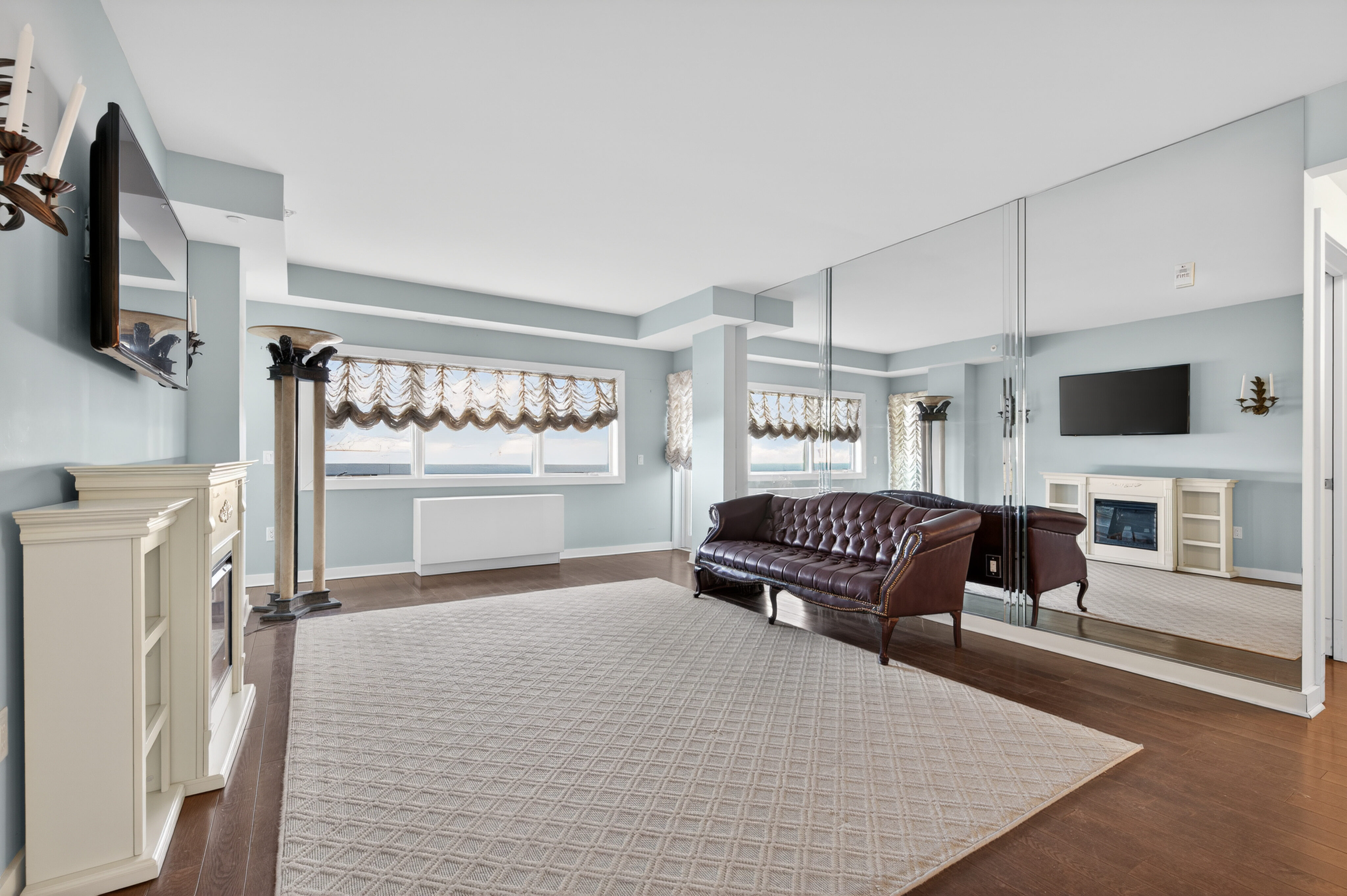 433 Main Street apt 103 