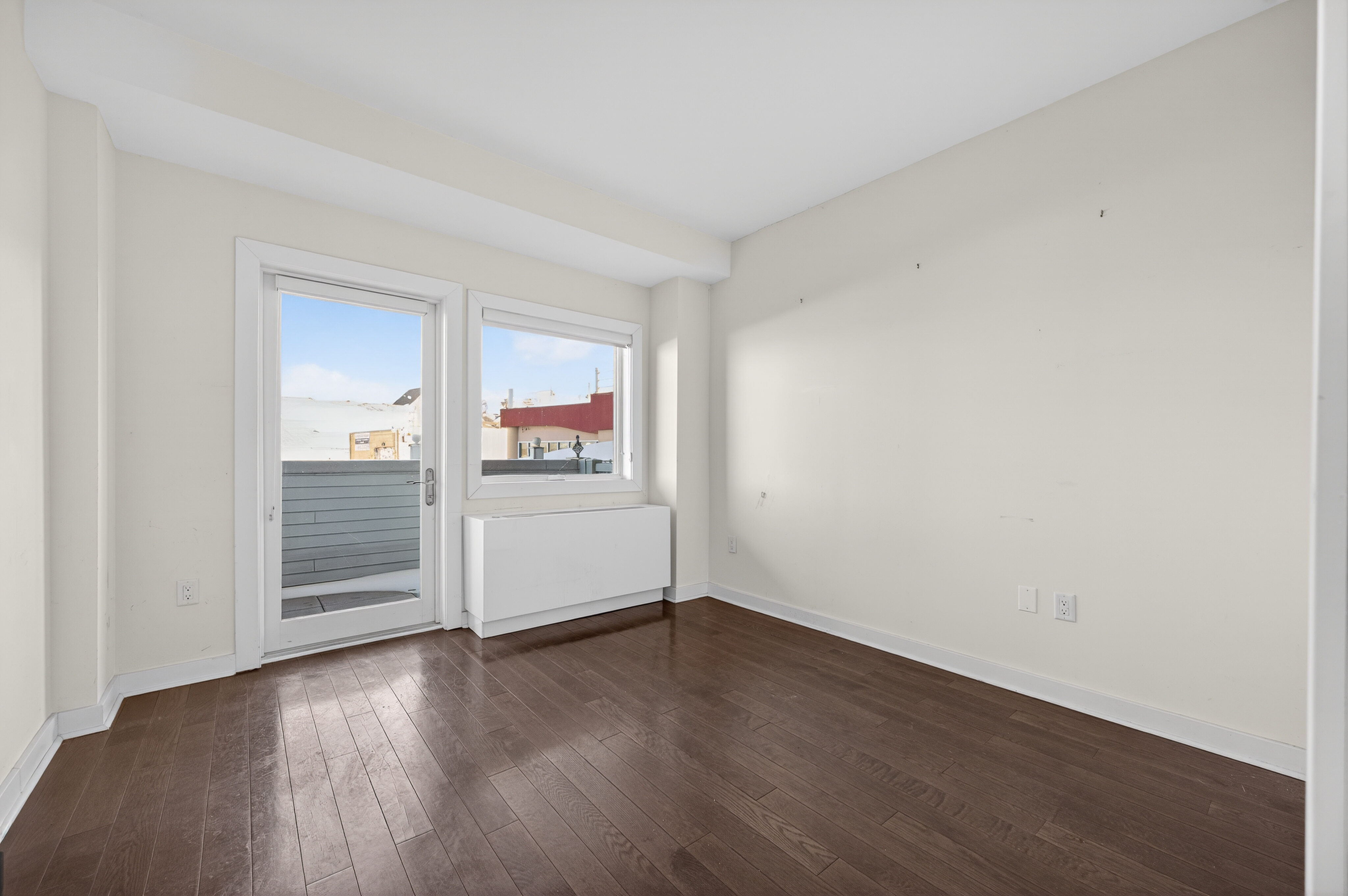 433 Main Street apt 103 