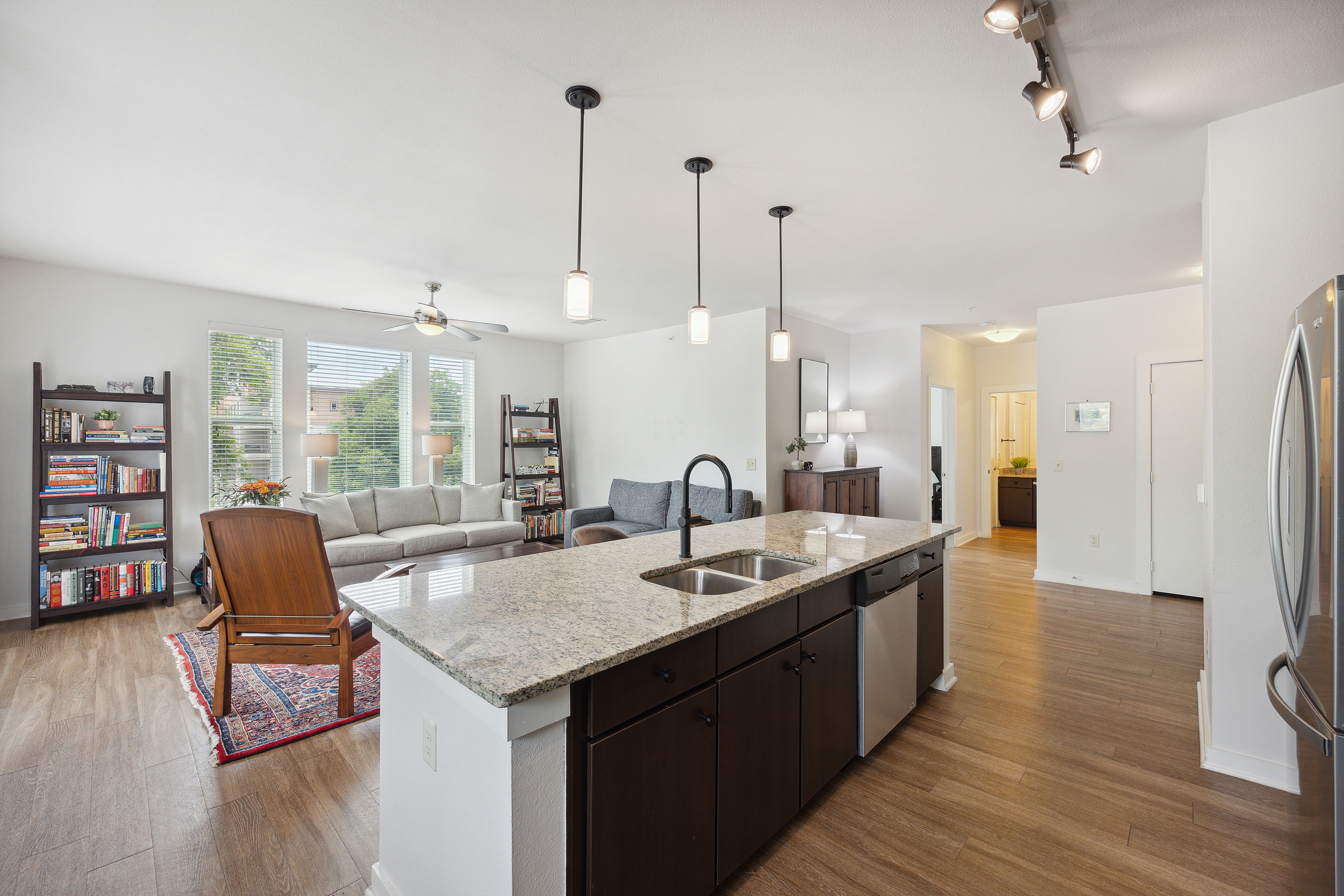 1900 Barton Springs Road #4045 