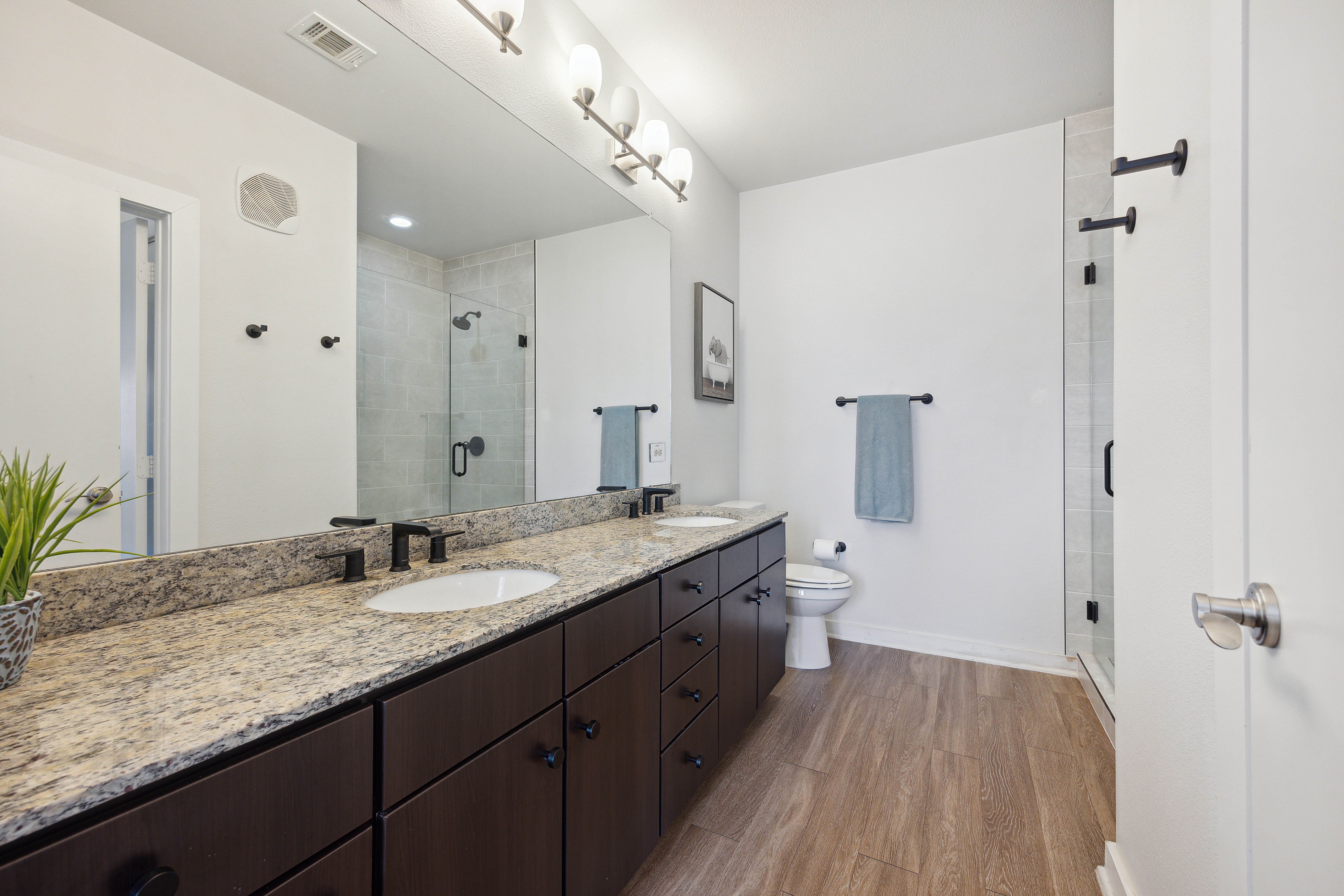 1900 Barton Springs Road #4045 