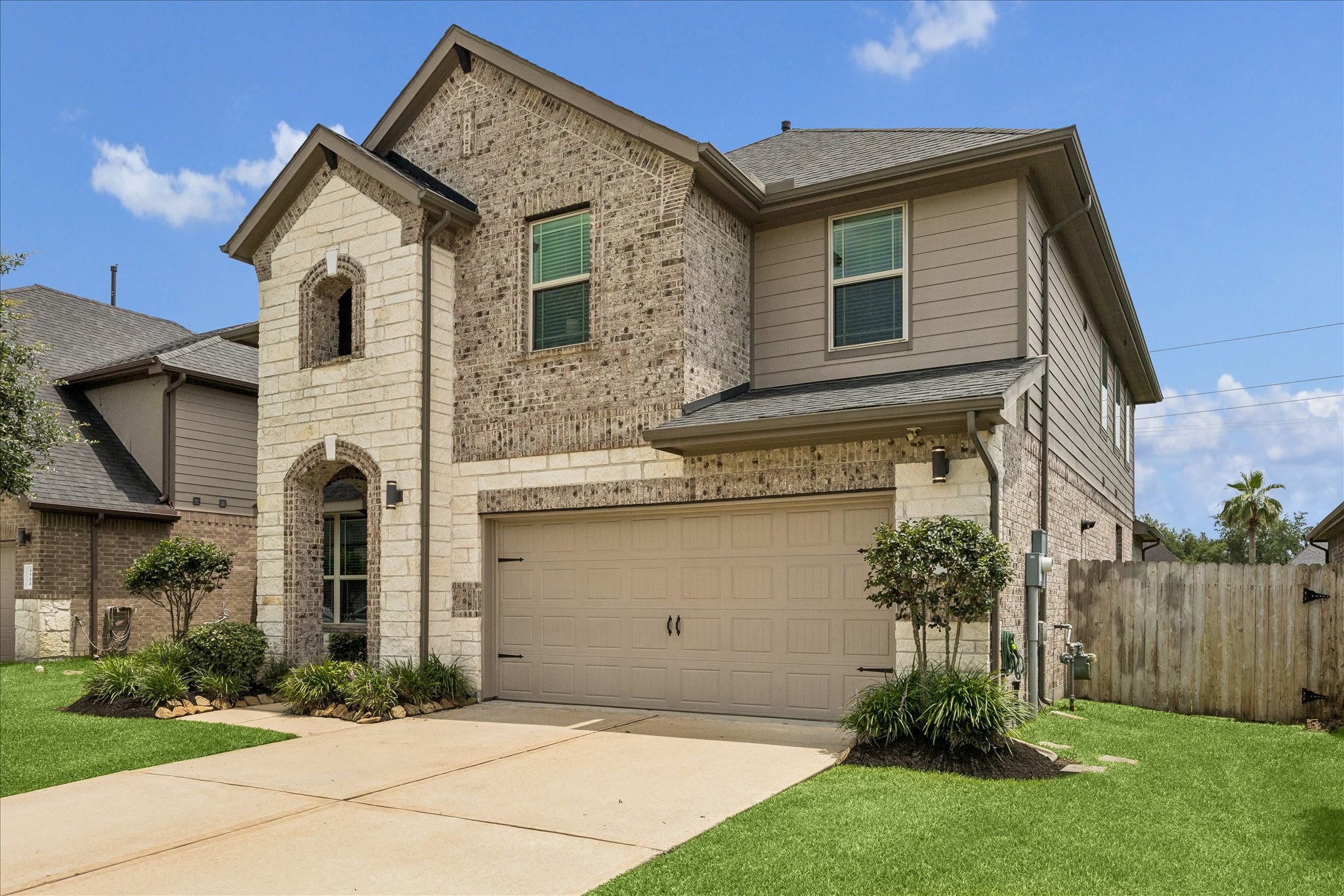 1520 Harvest Vine Court