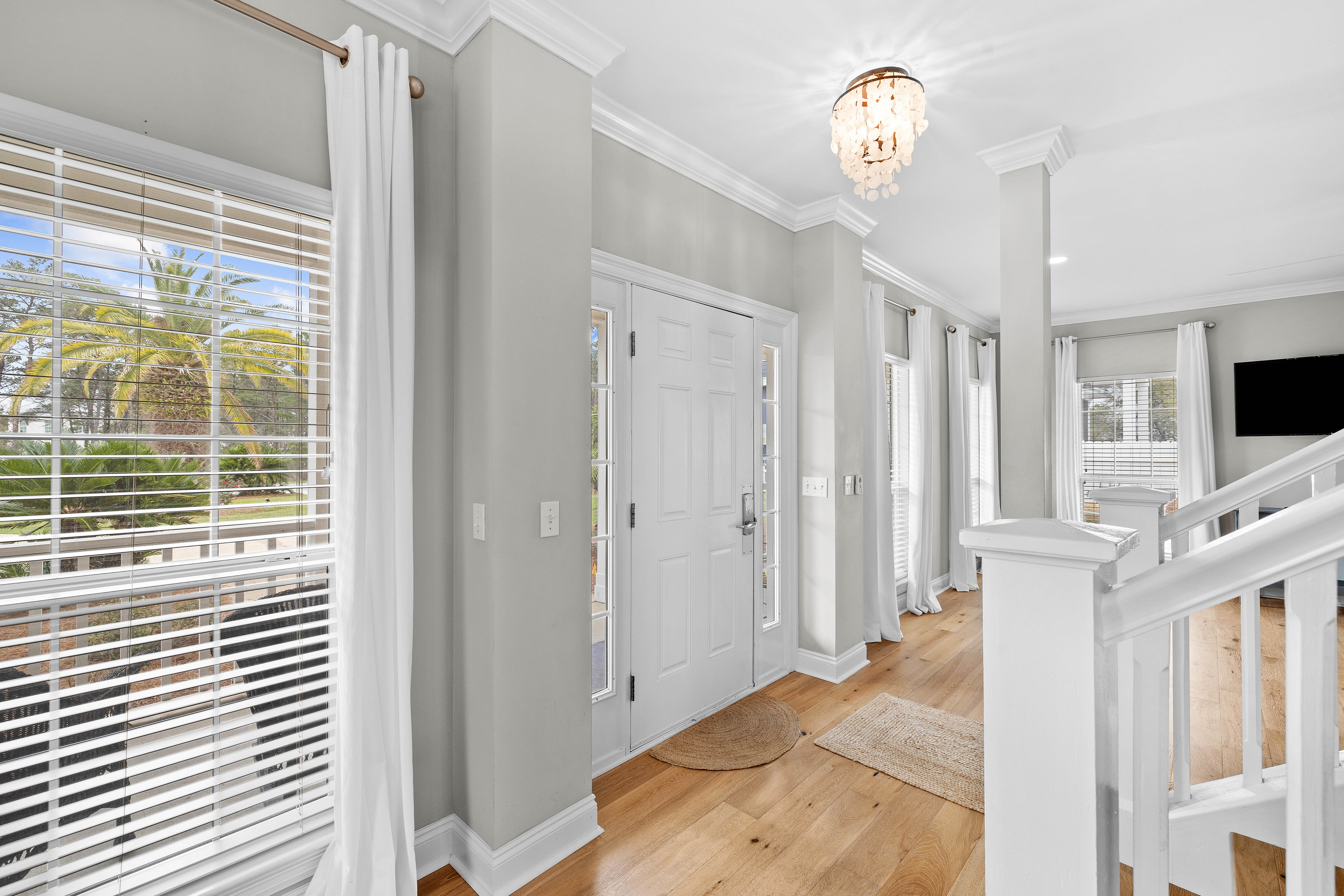 208 North Wall Street 