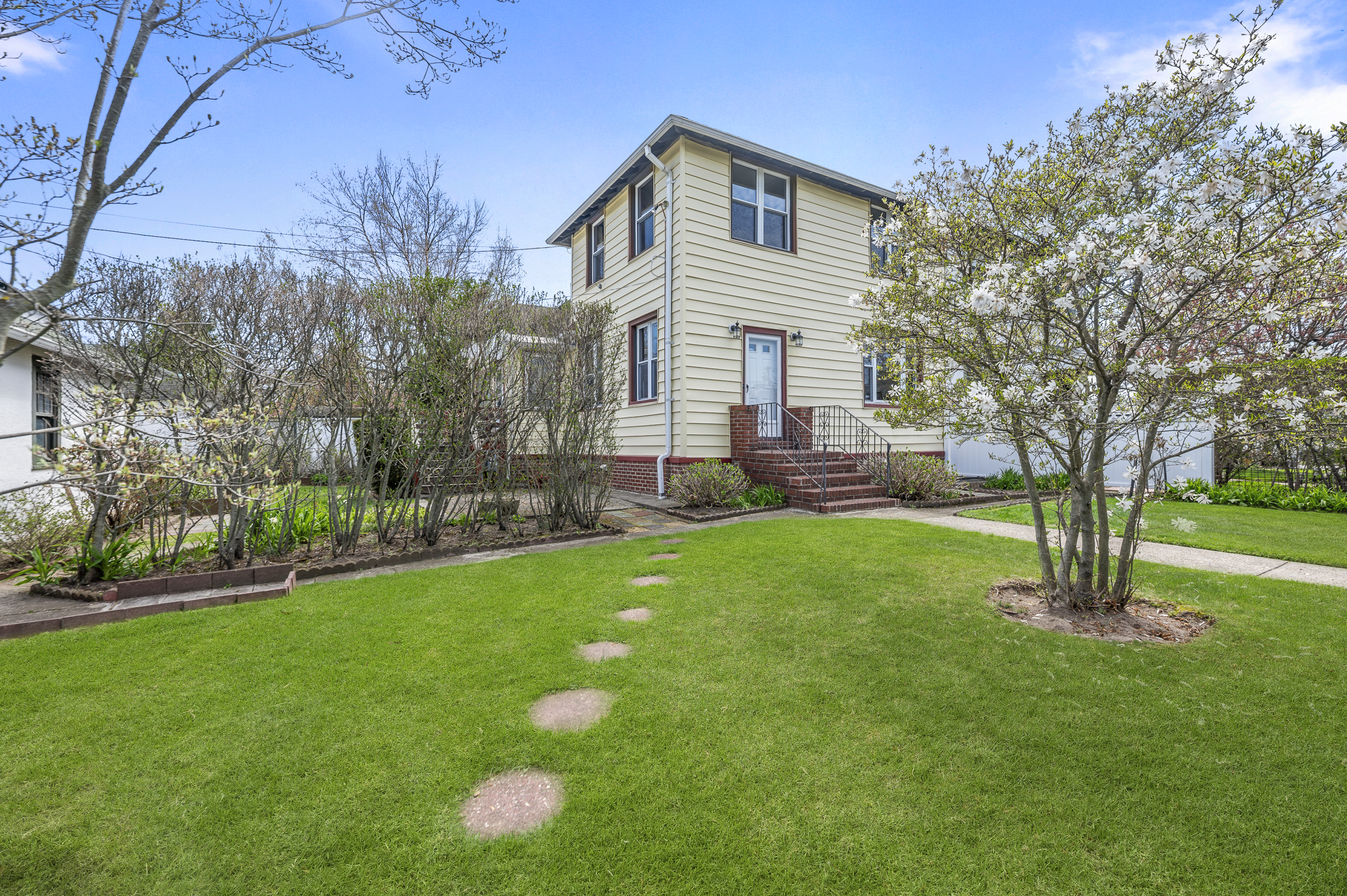 136 Lido Boulevard