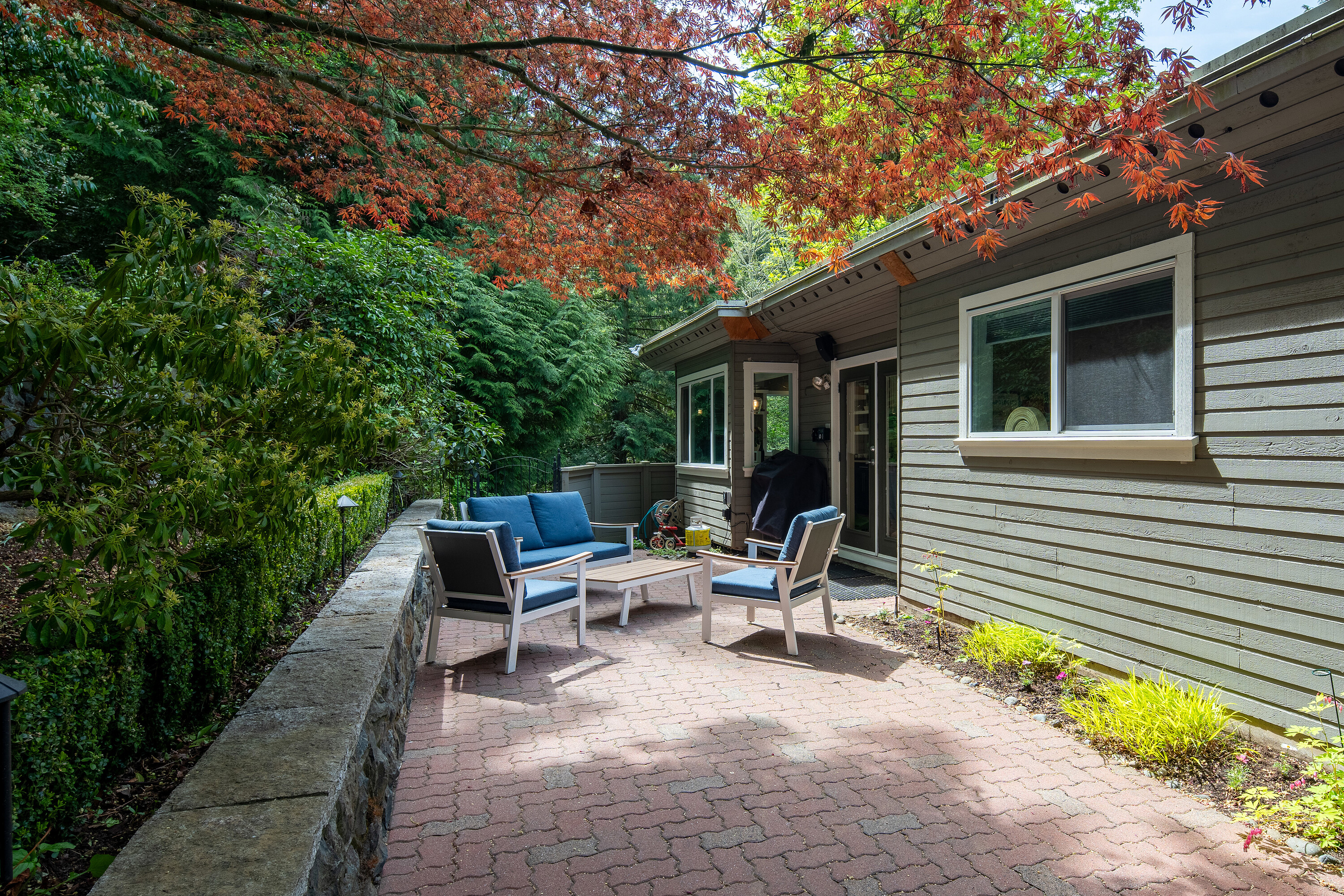 901 Haliburton Road