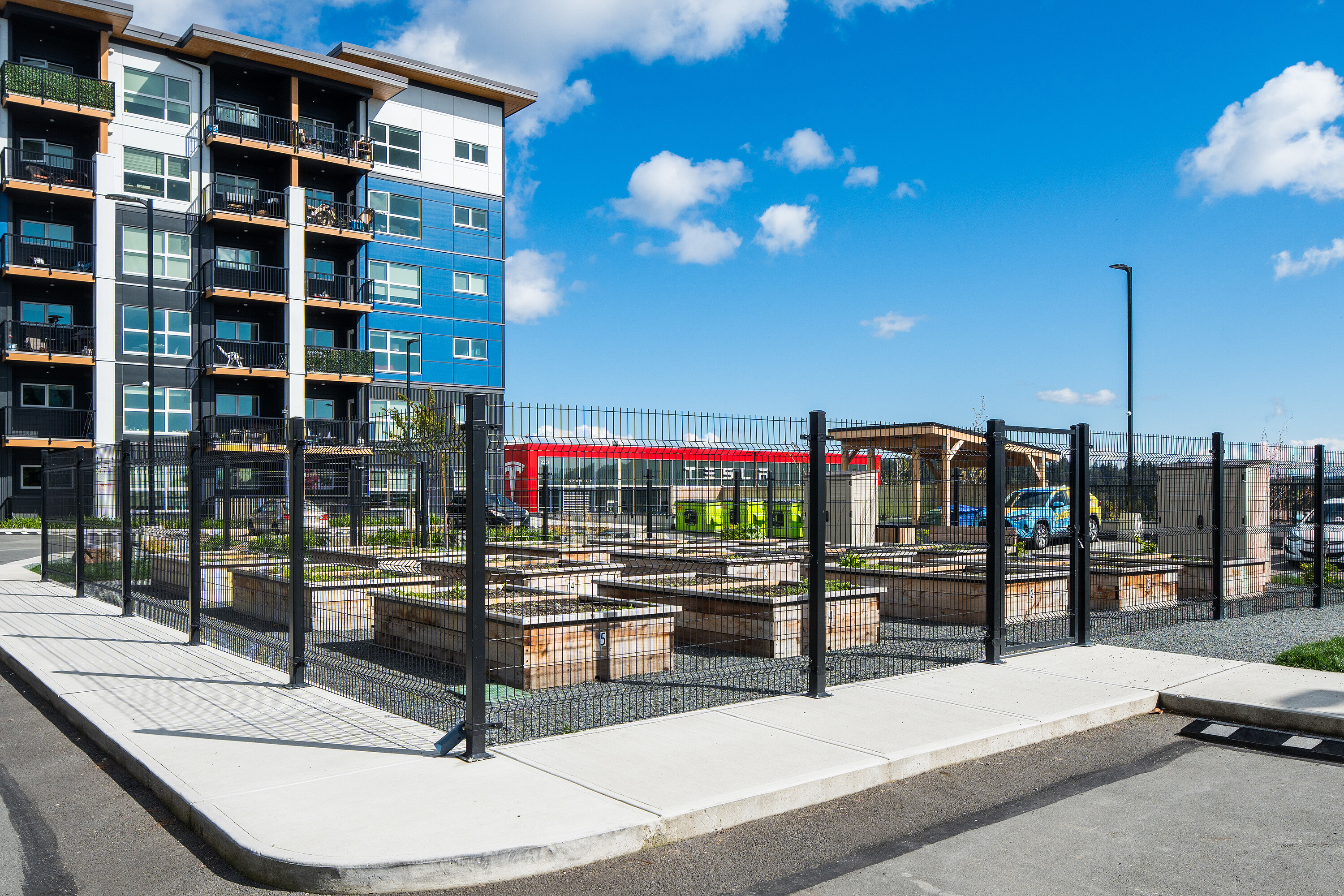 304-2461 Gateway Road