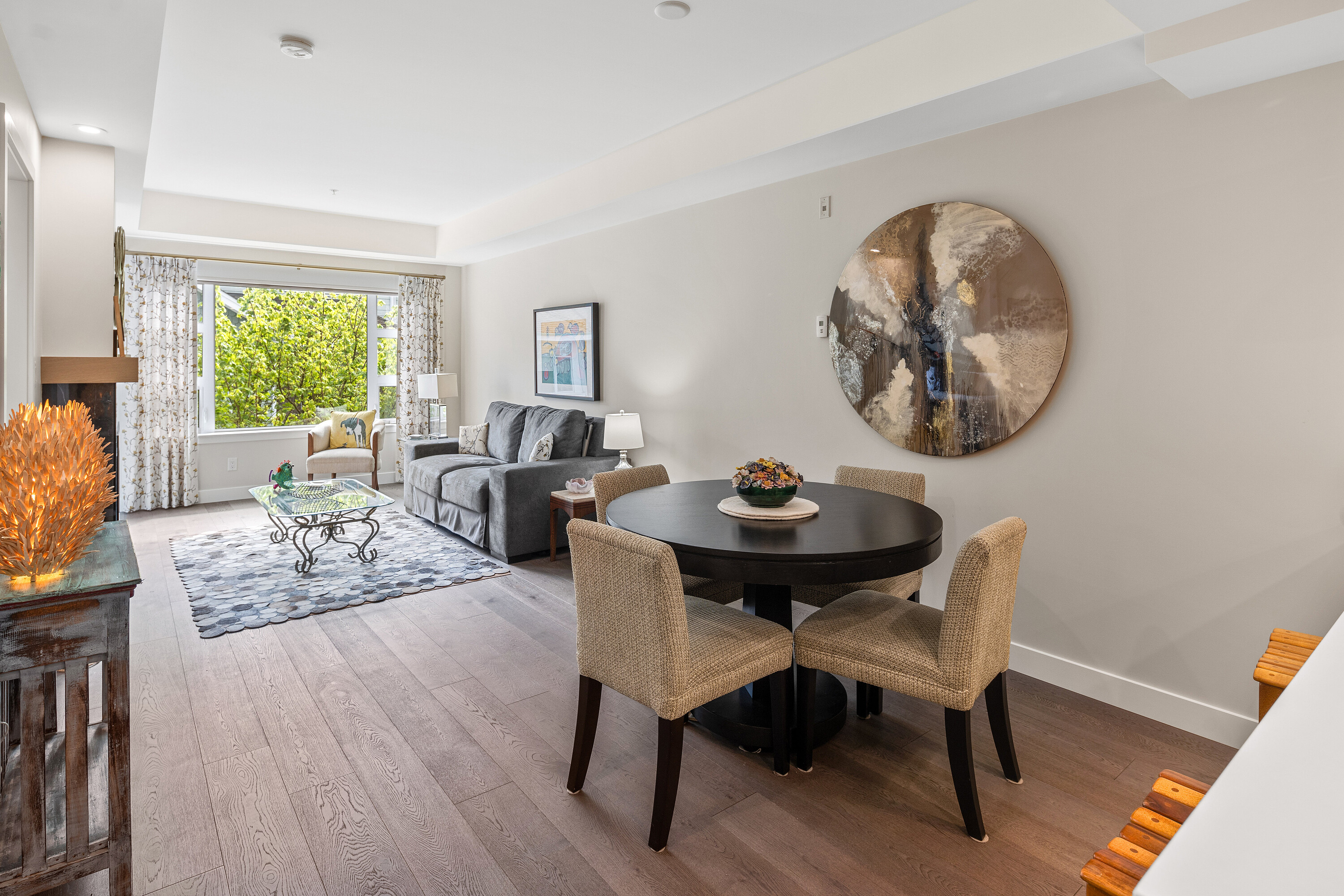 306-9861 Third Street