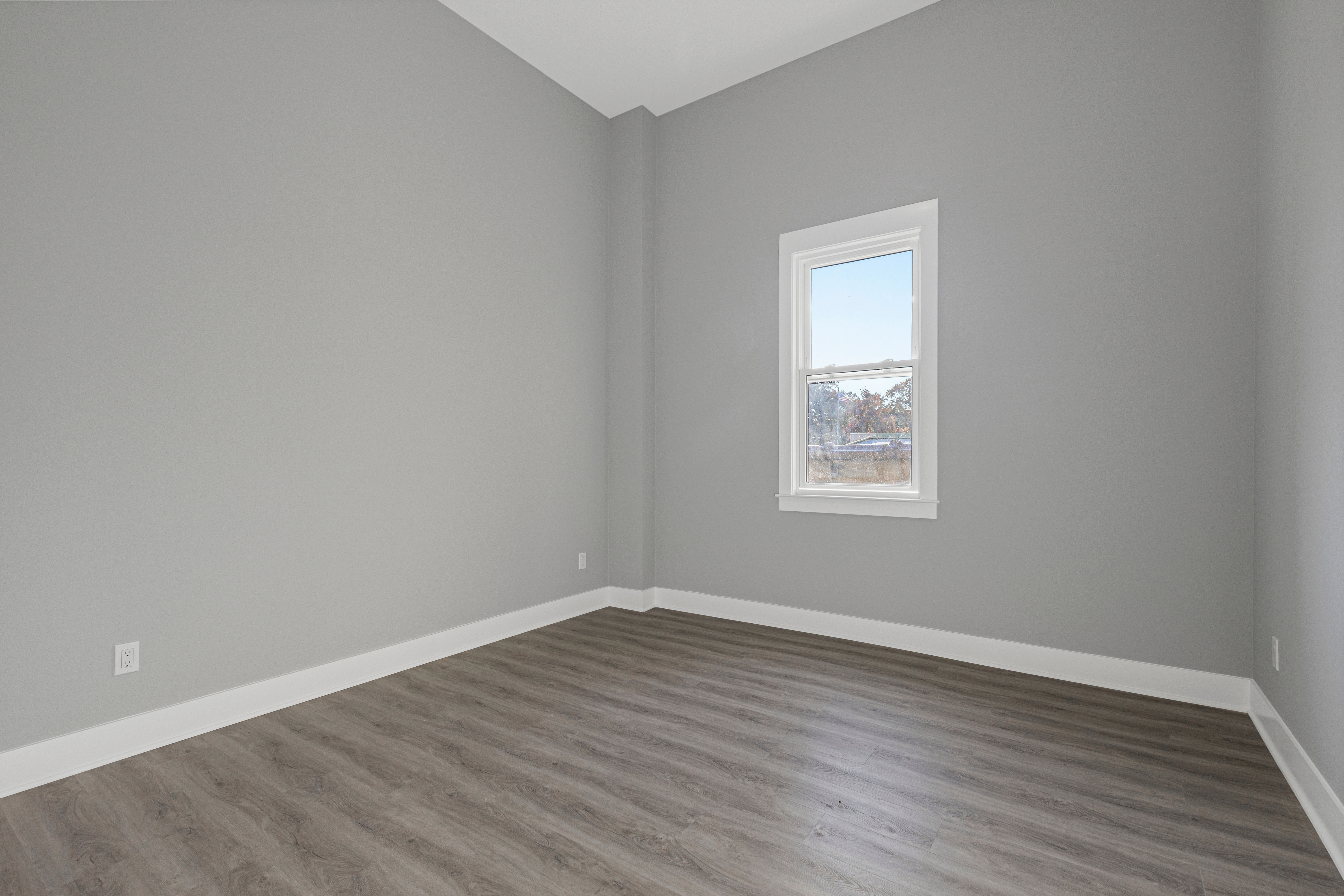 47 Beekman Avenue 23