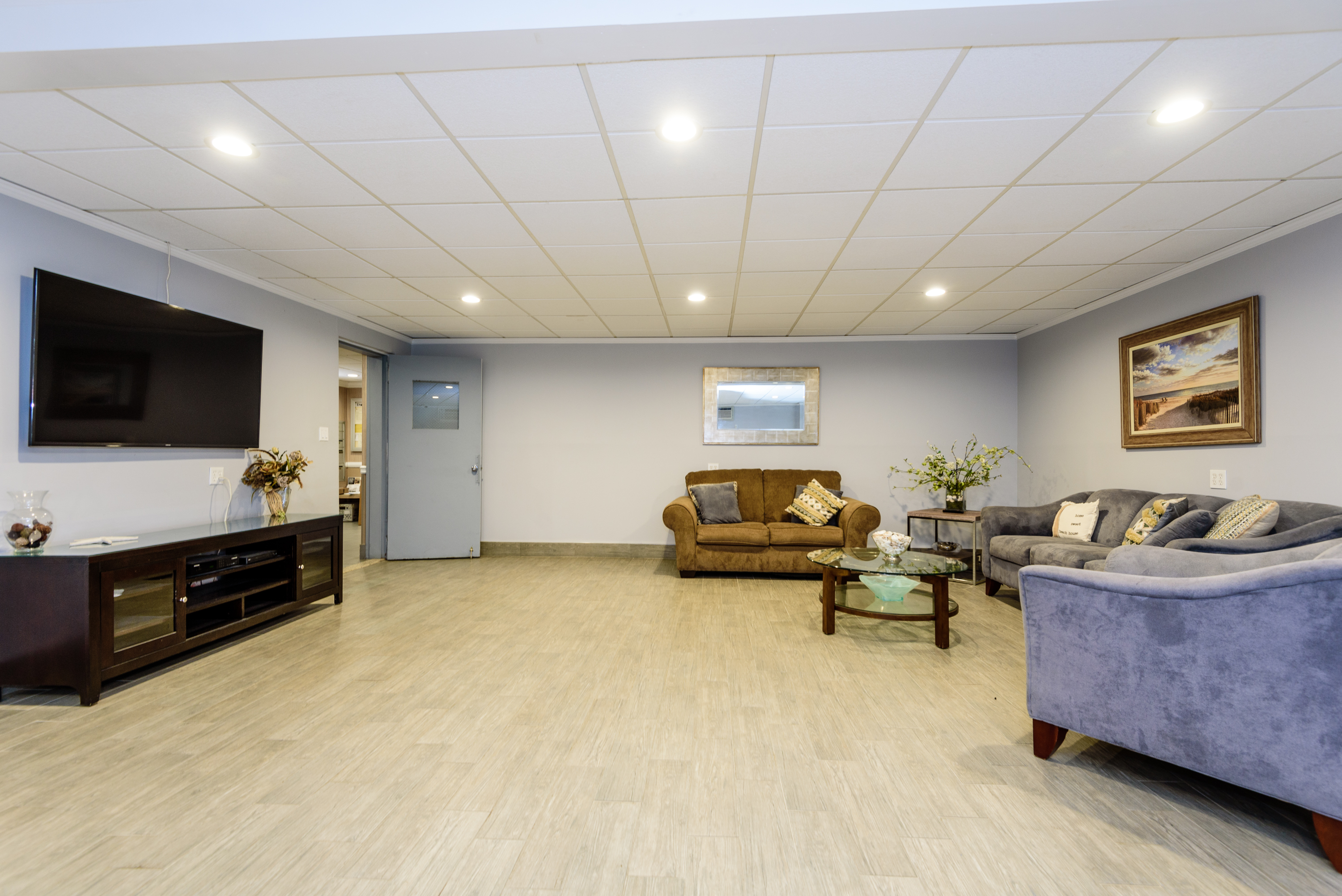 740 E Broadway Unit# 2J