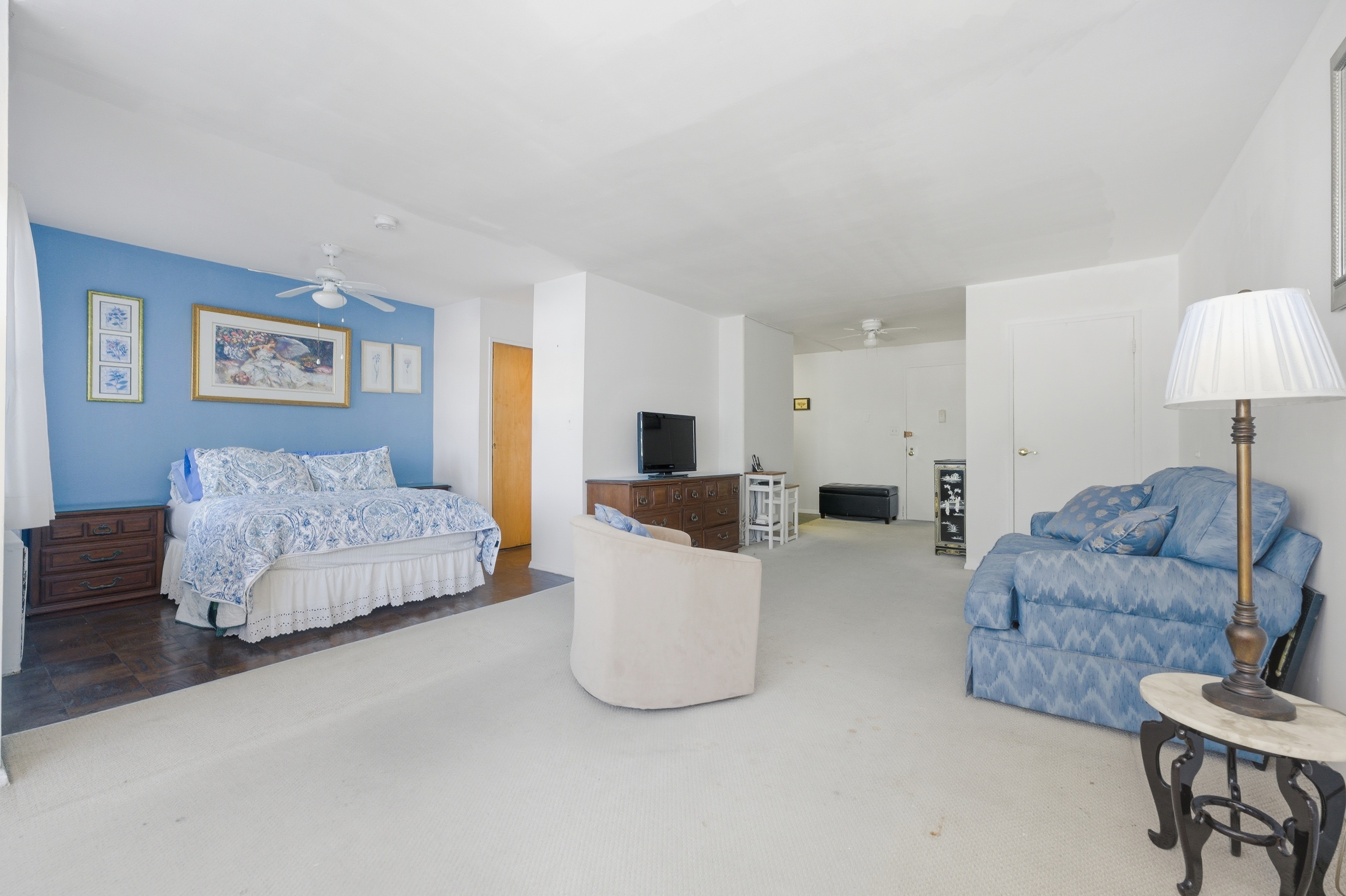 740 E Broadway Unit# 2J