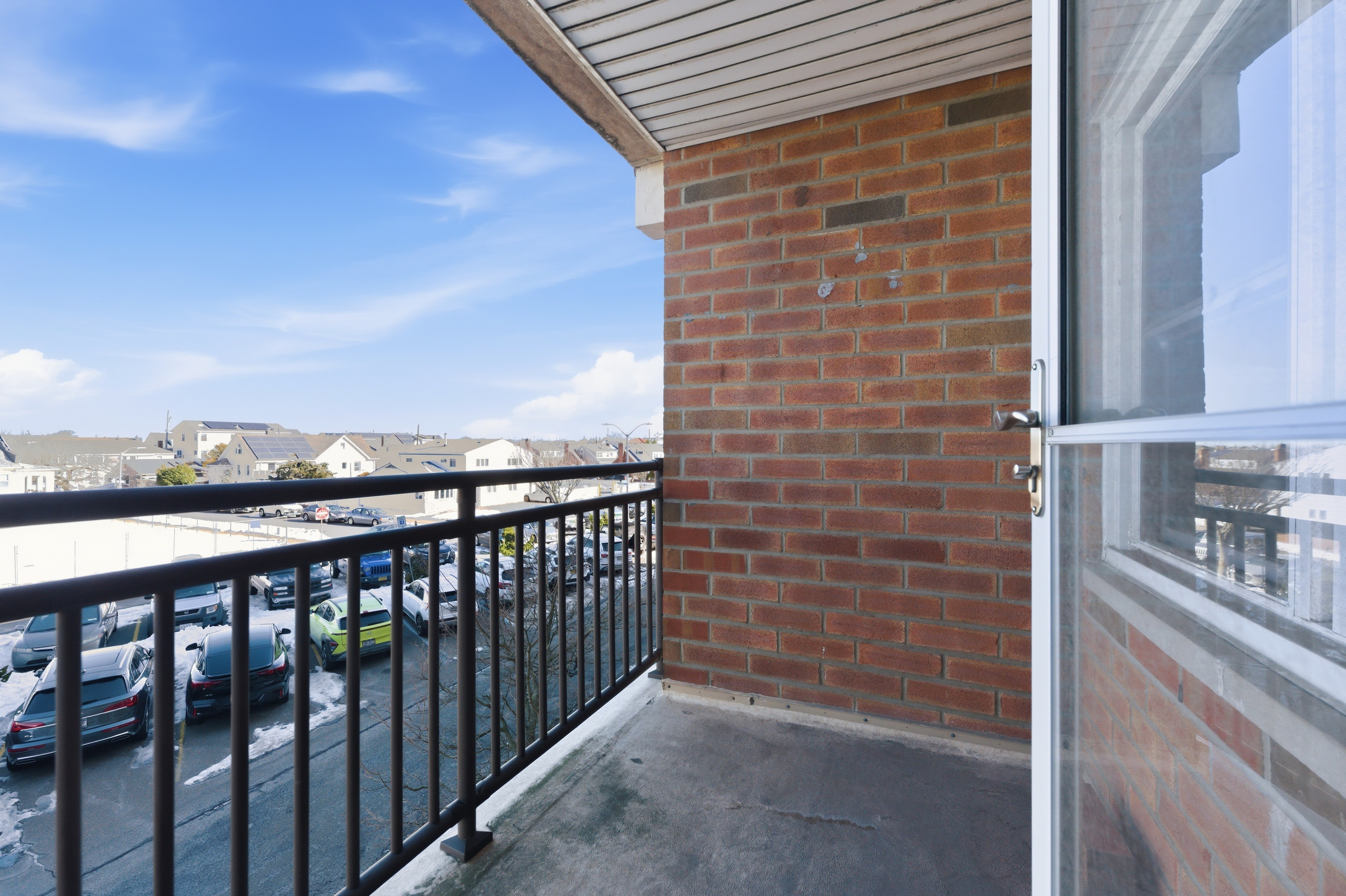 740 E Broadway Unit# 2J
