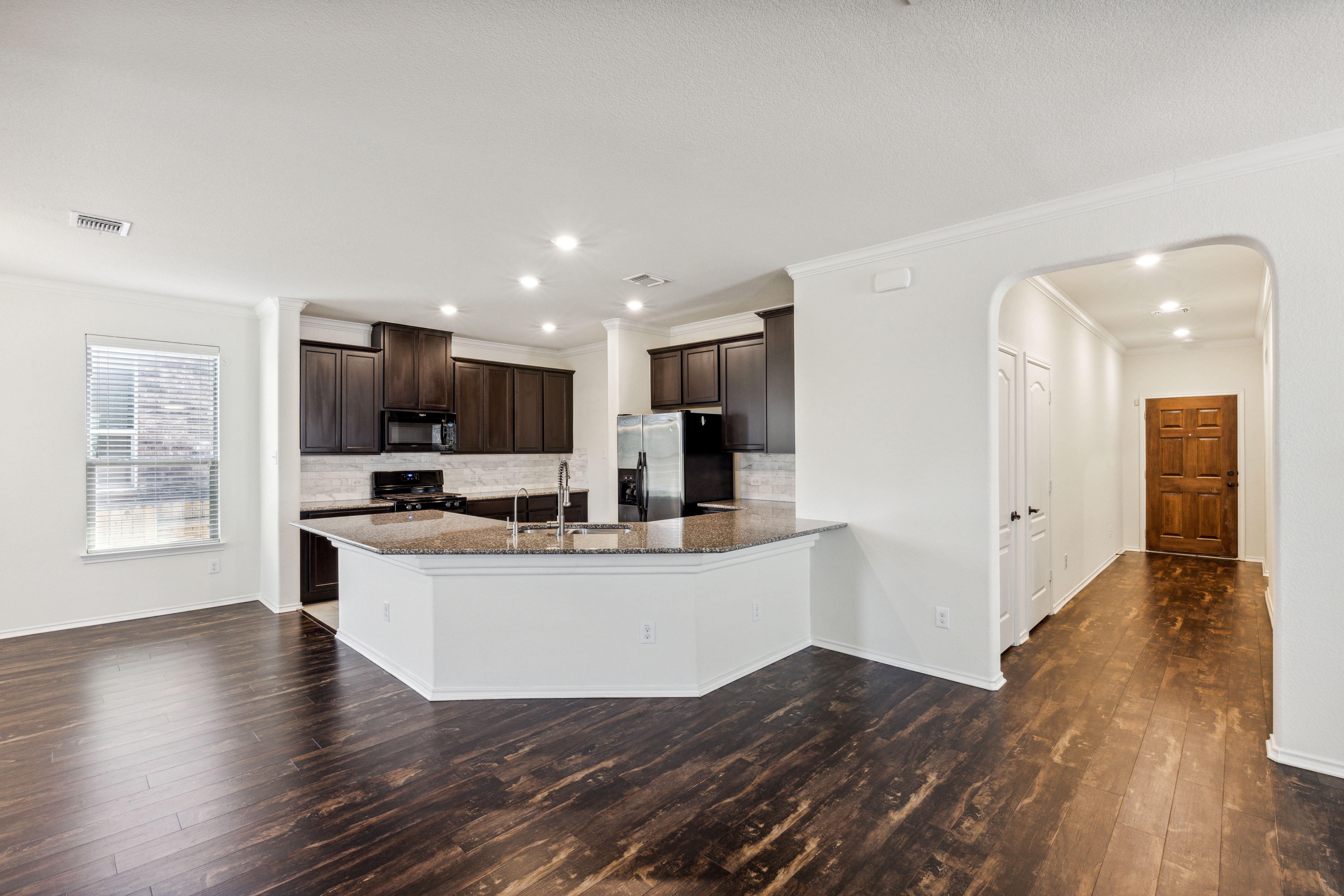 616 Crown Anchor Bend 