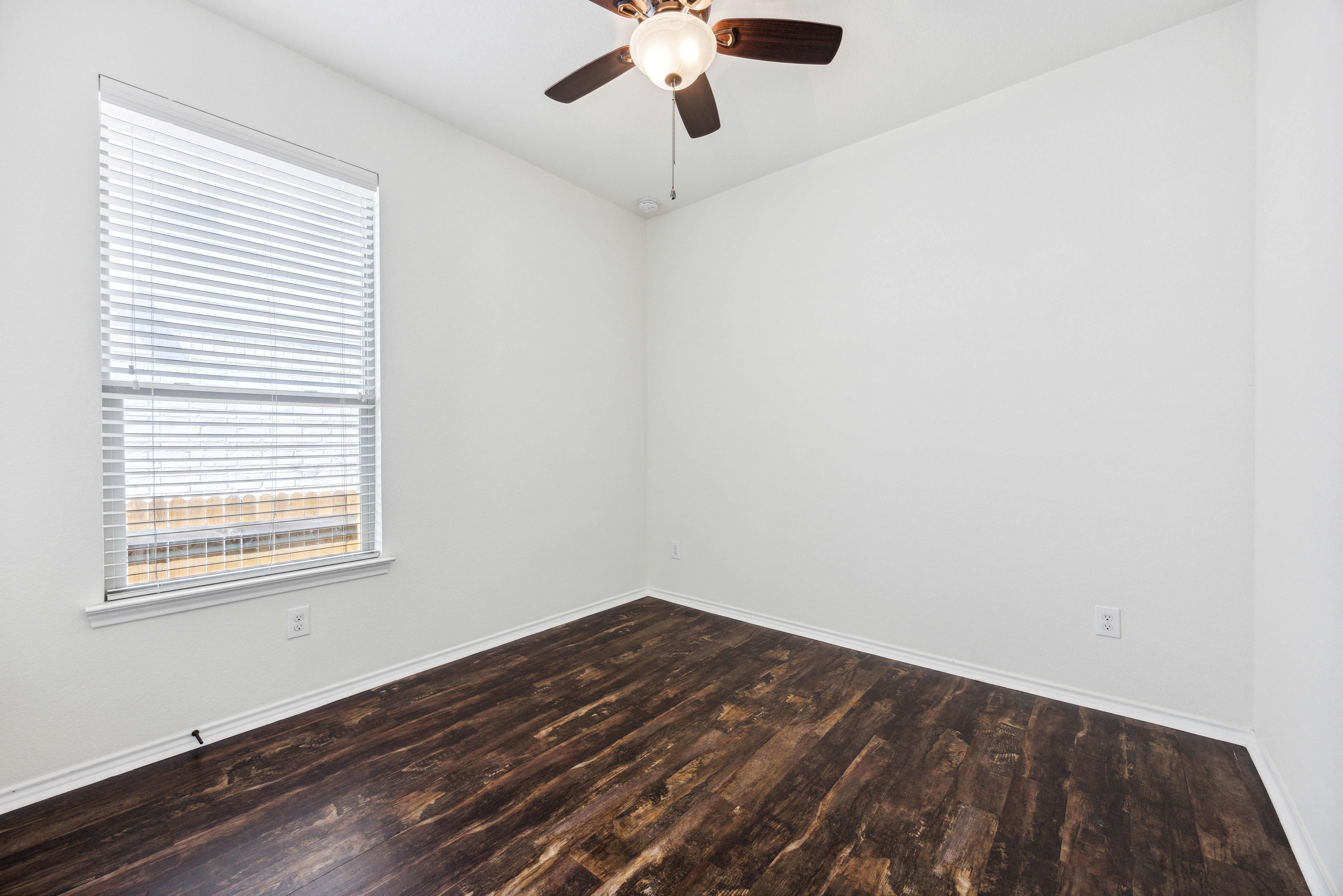 616 Crown Anchor Bend 