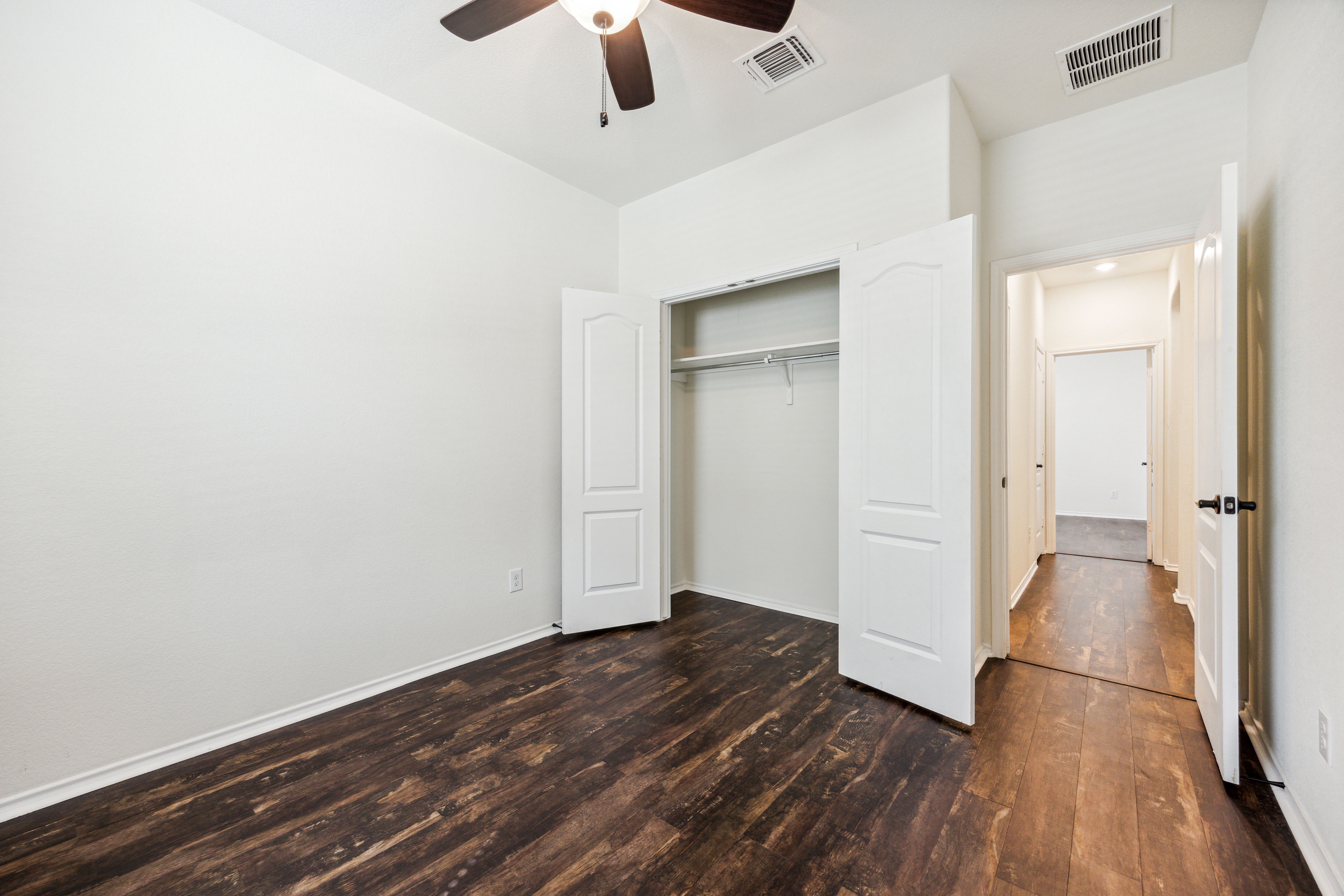 616 Crown Anchor Bend 