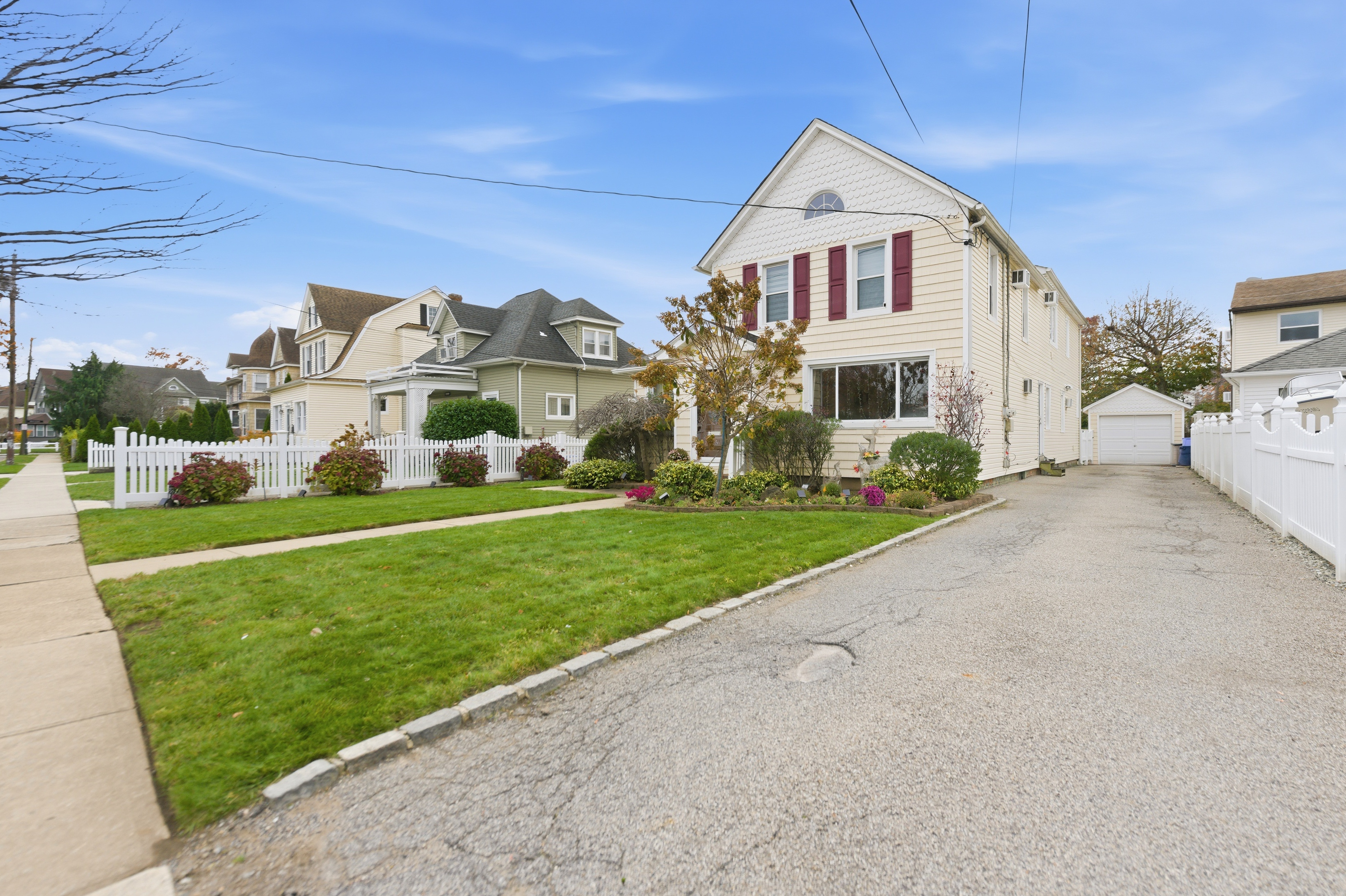 85 Spencer Avenue