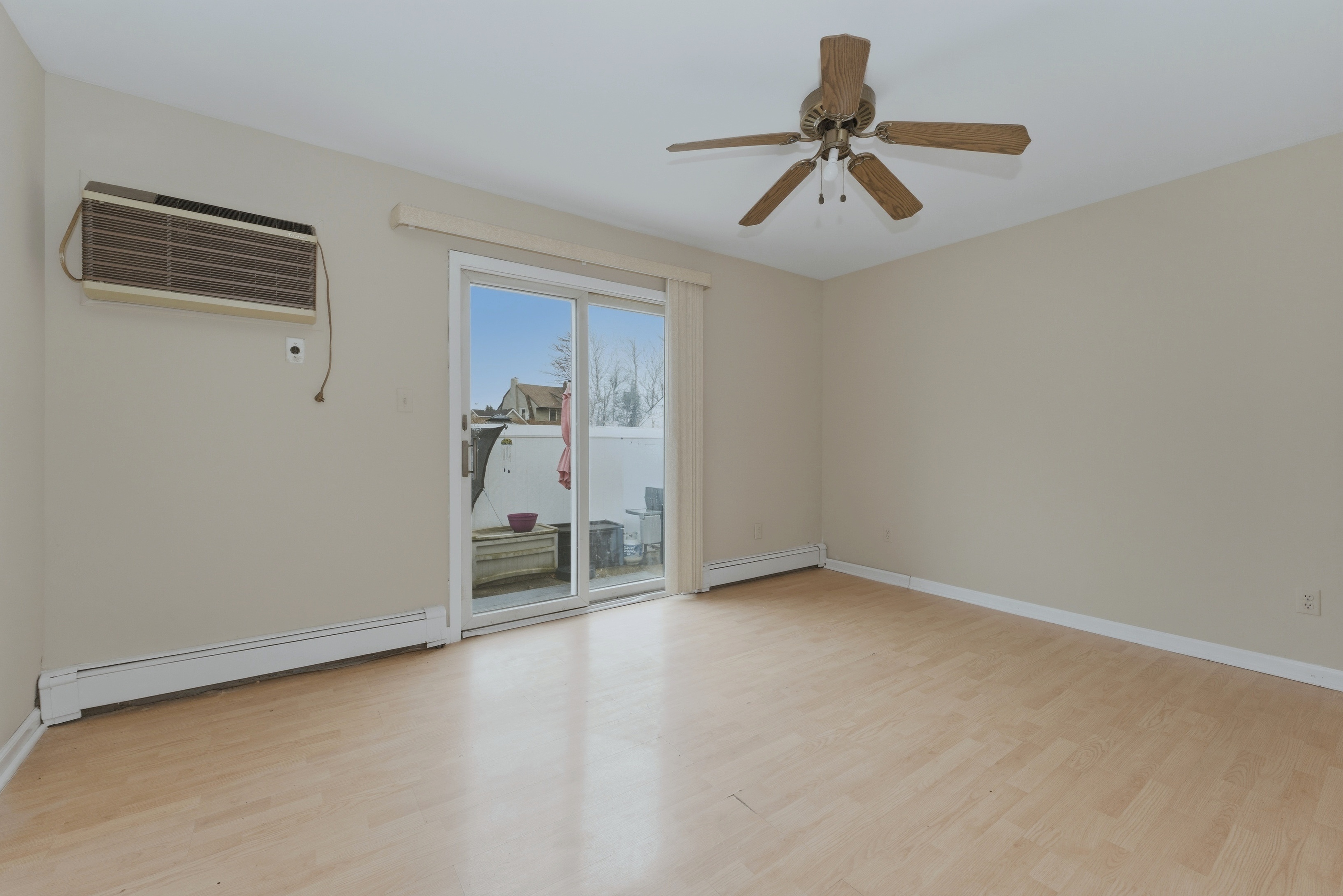 85 Spencer Avenue
