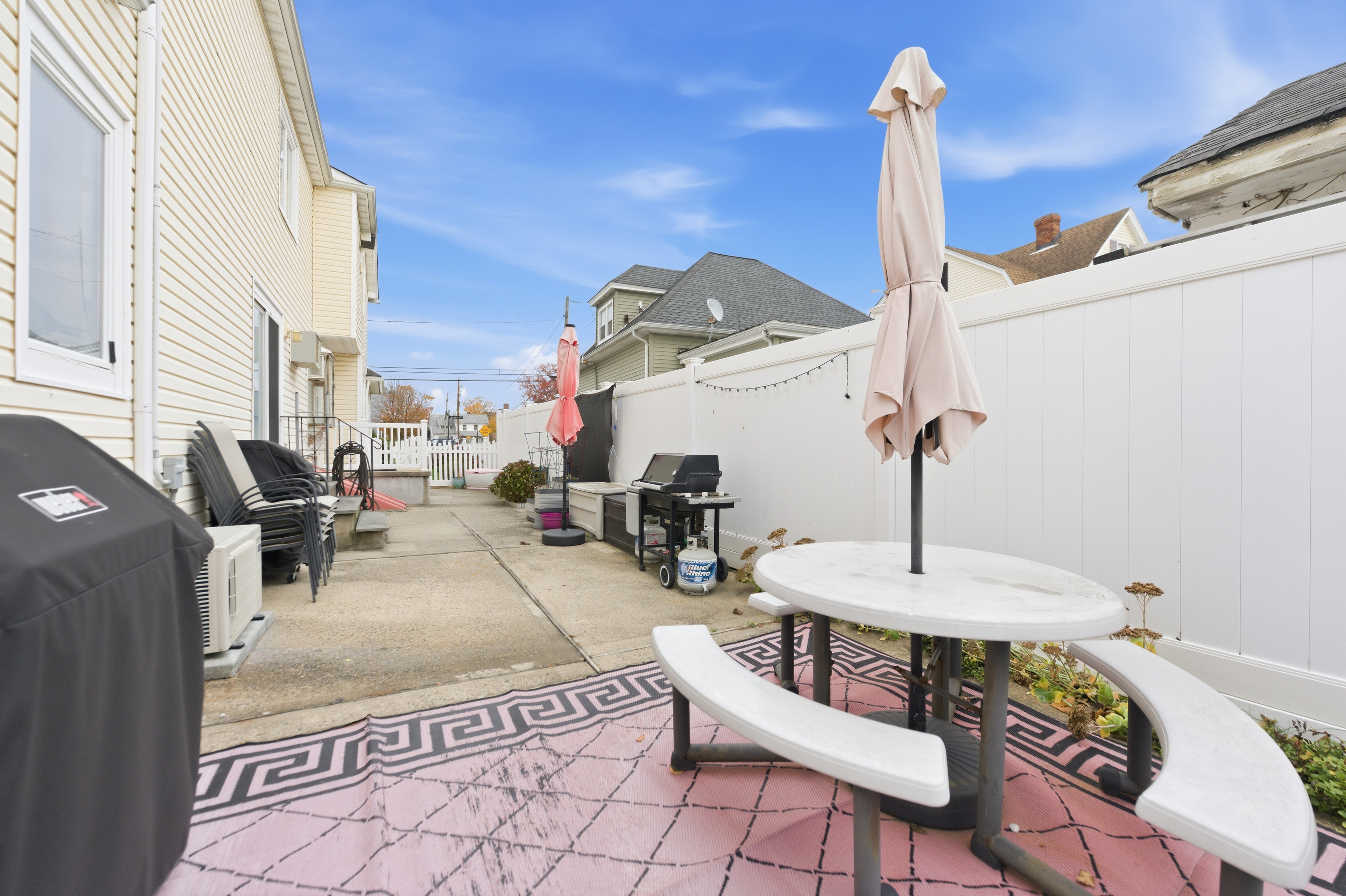 85 Spencer Avenue