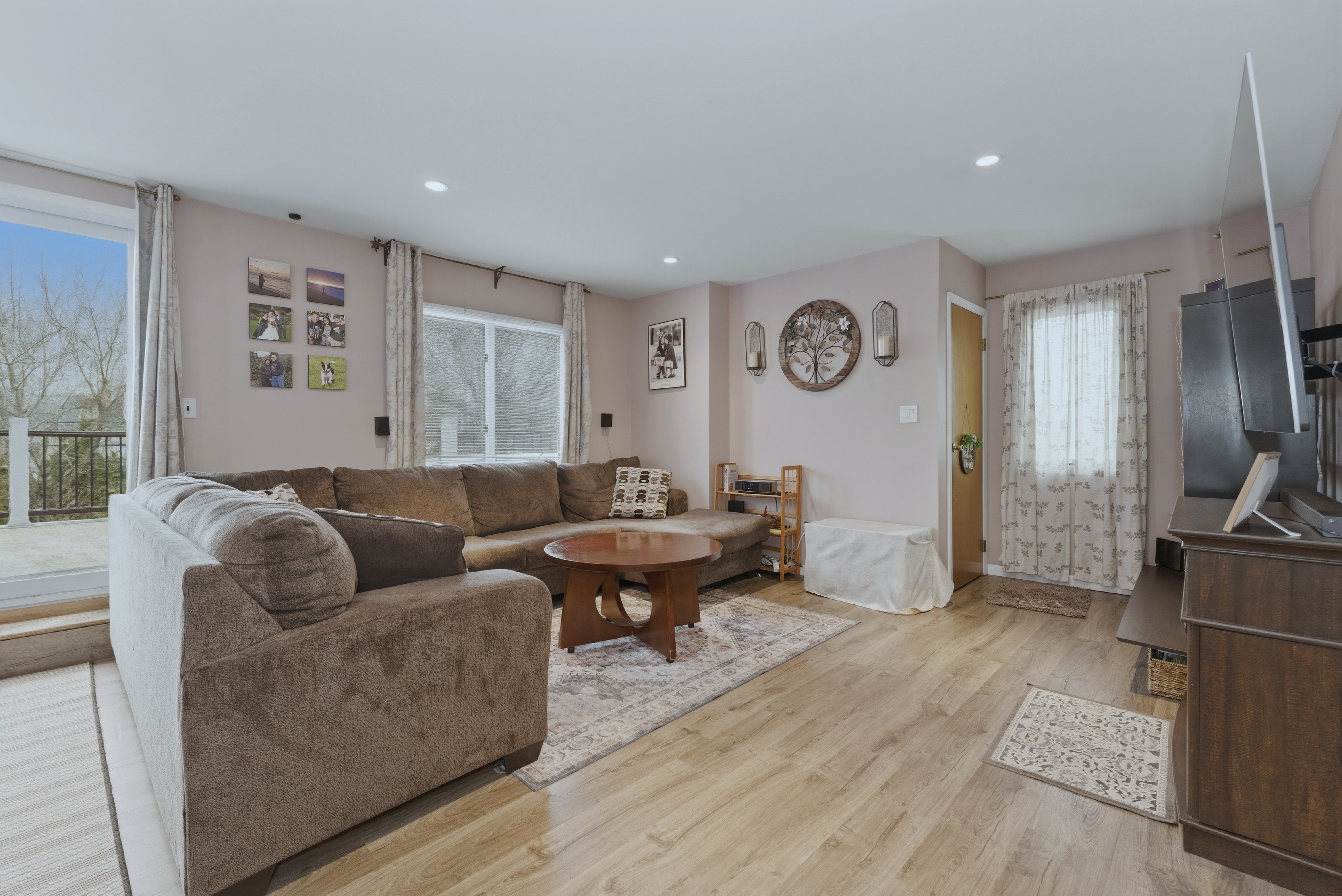 85 Spencer Avenue
