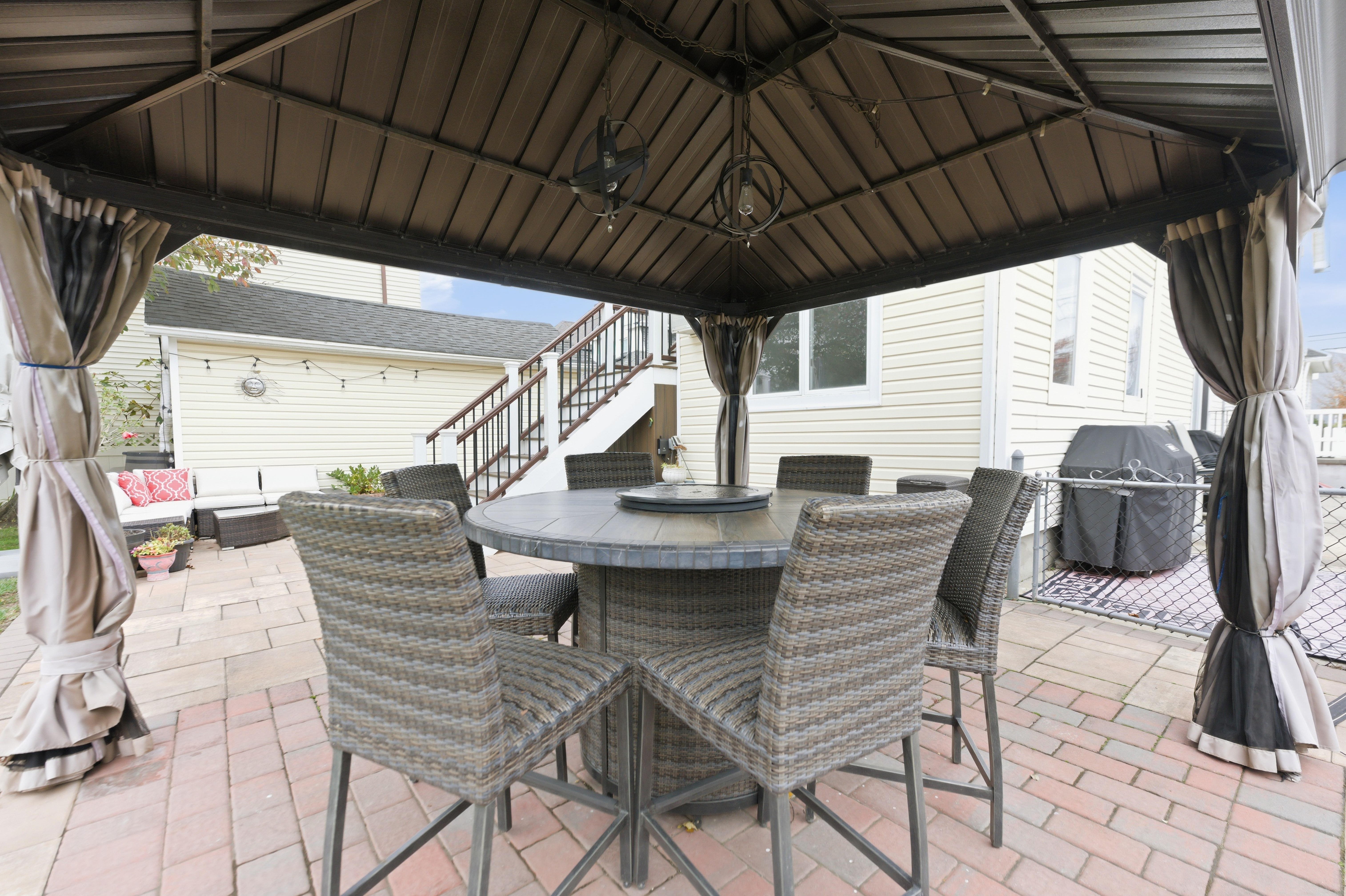 85 Spencer Avenue
