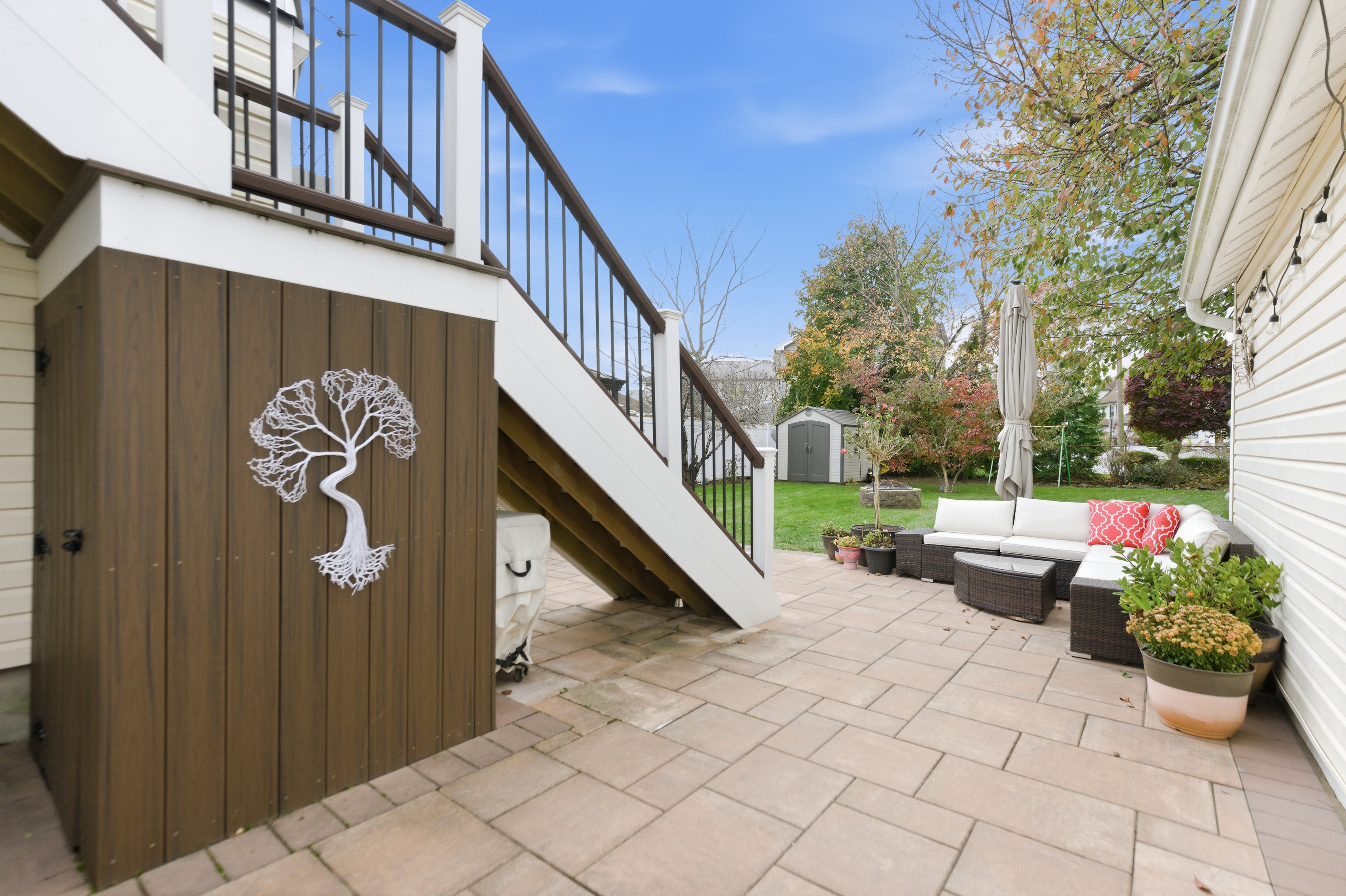 85 Spencer Avenue