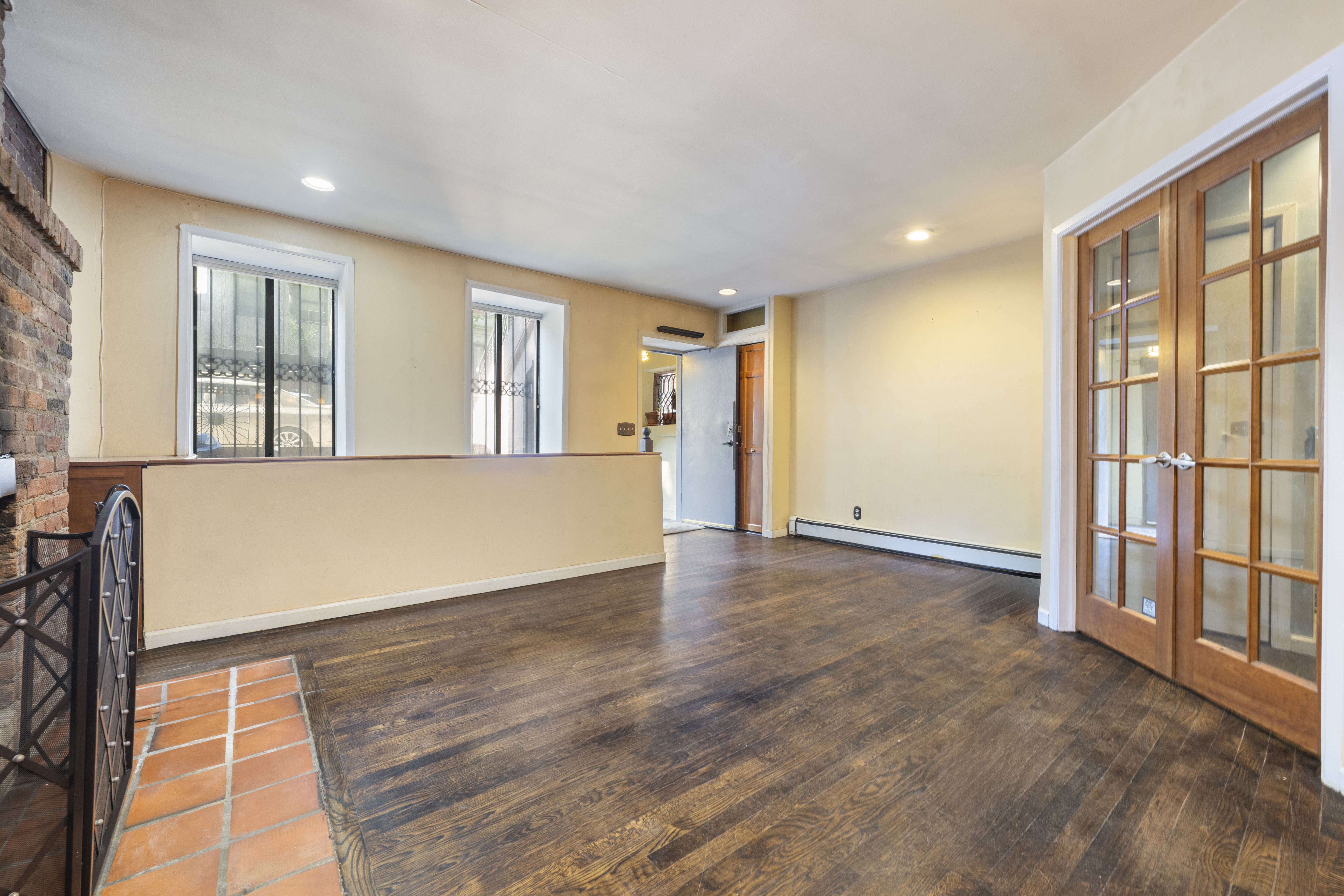 117 W 82nd Street 01