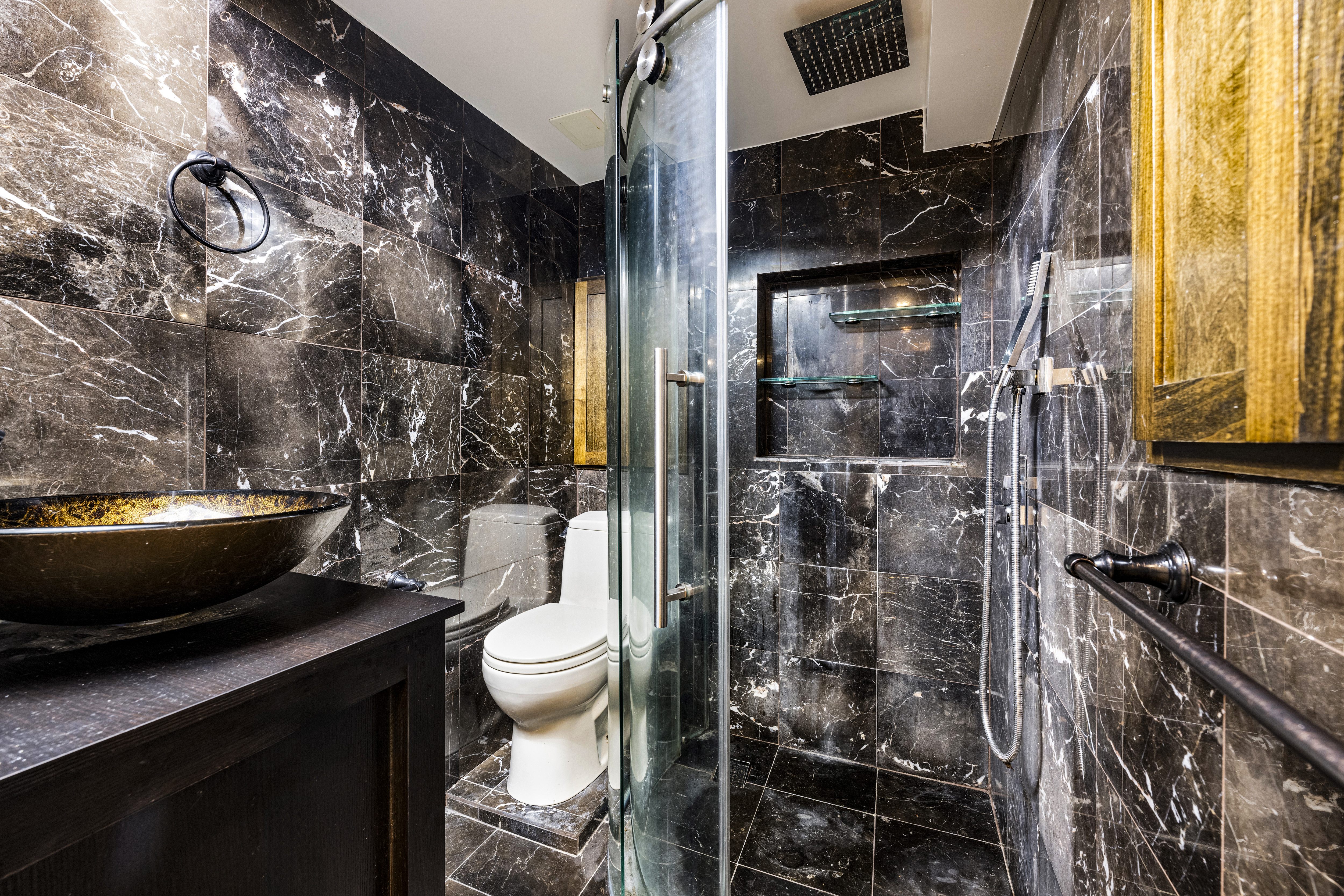 117 W 82nd Street 01