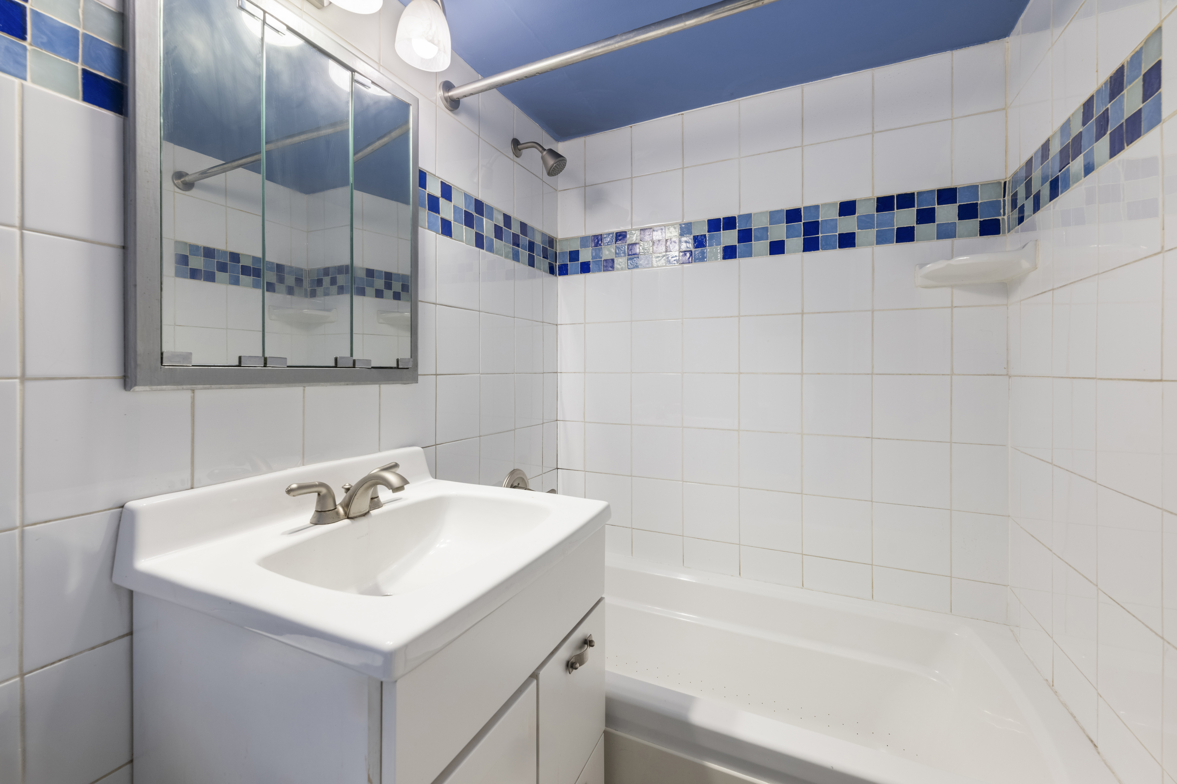 117 W 82nd Street 01