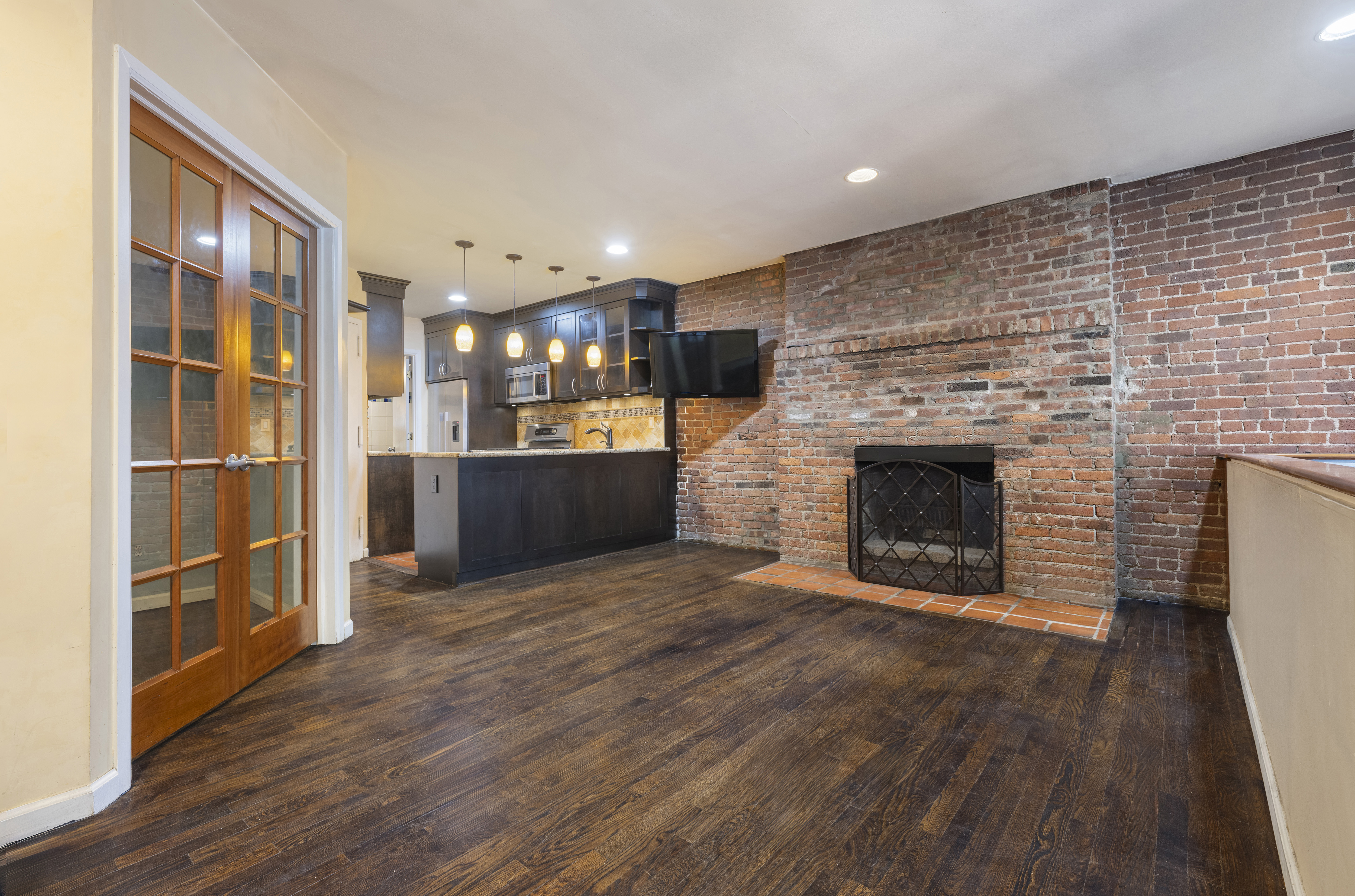 117 W 82nd Street 01