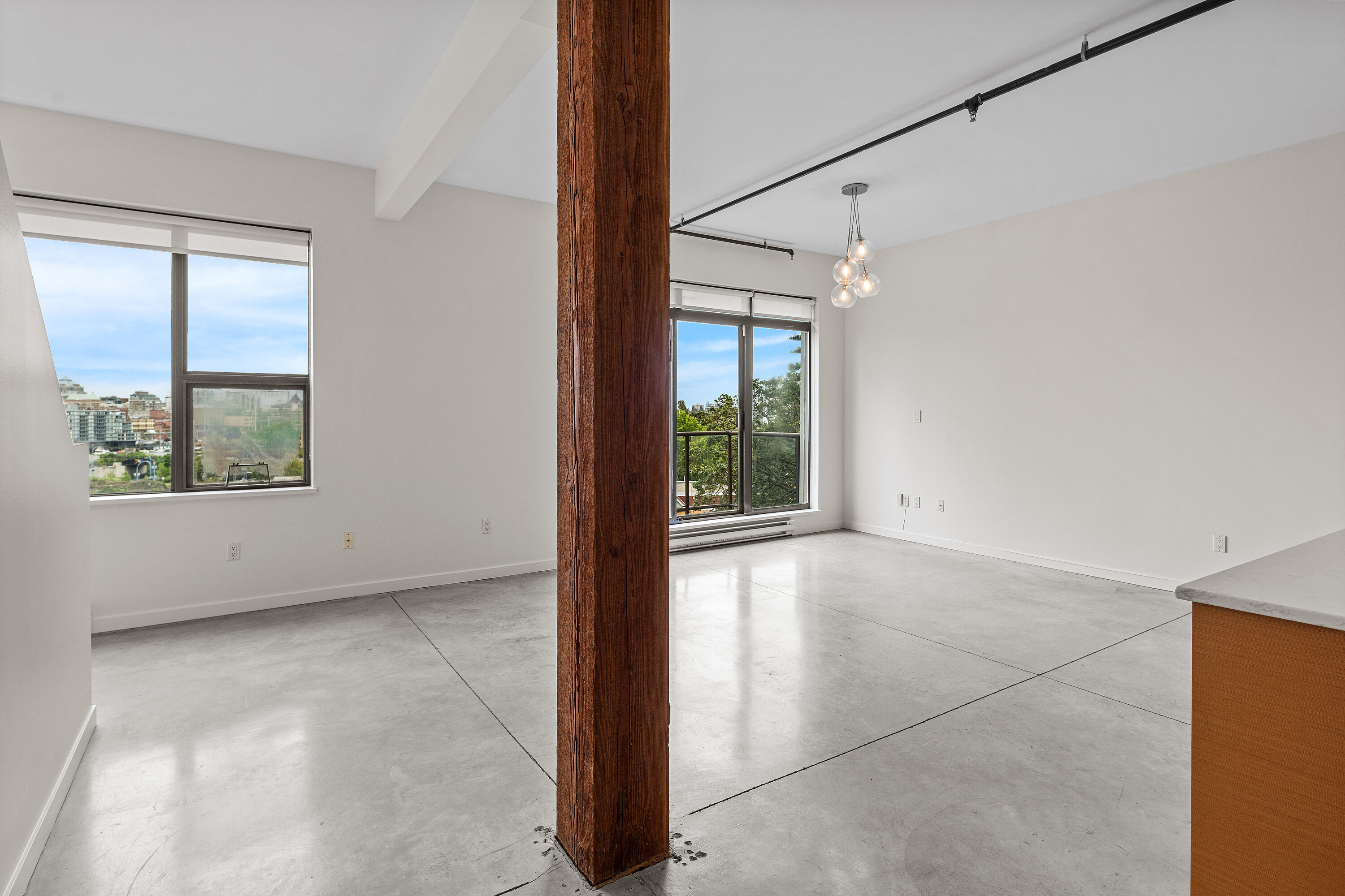 303-455 Sitkum Road