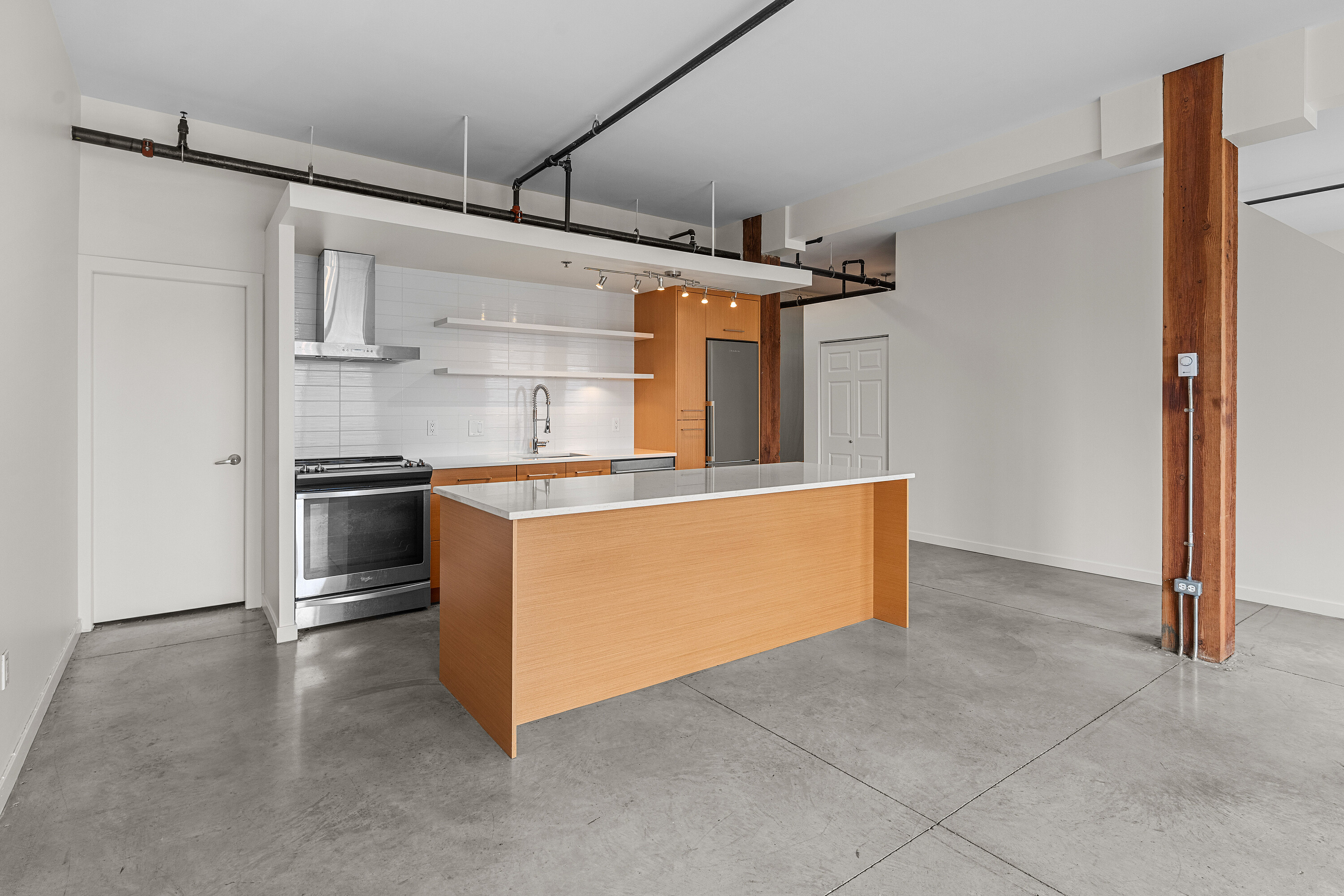 303-455 Sitkum Road