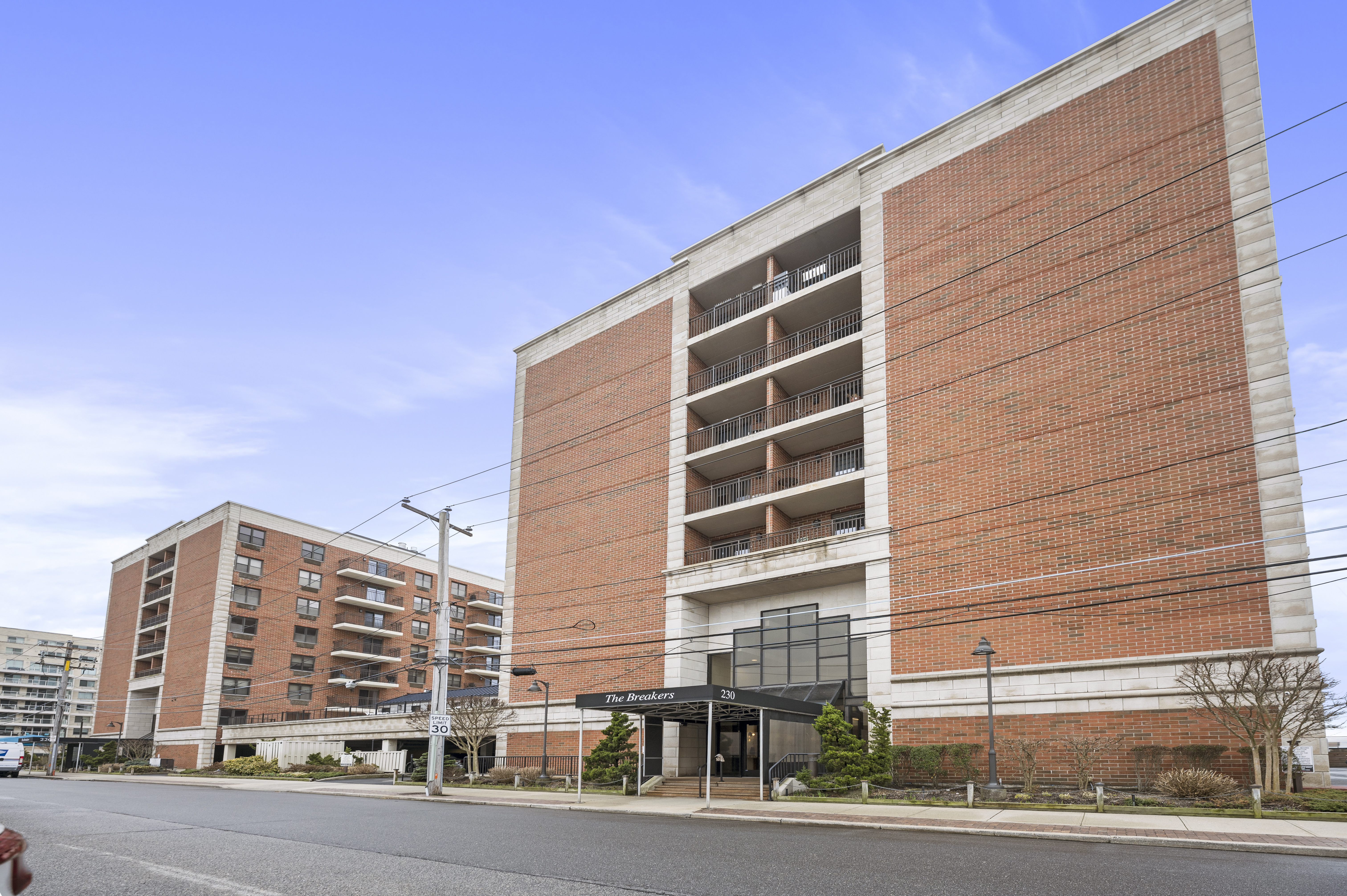 230 W Broadway Unit# 413