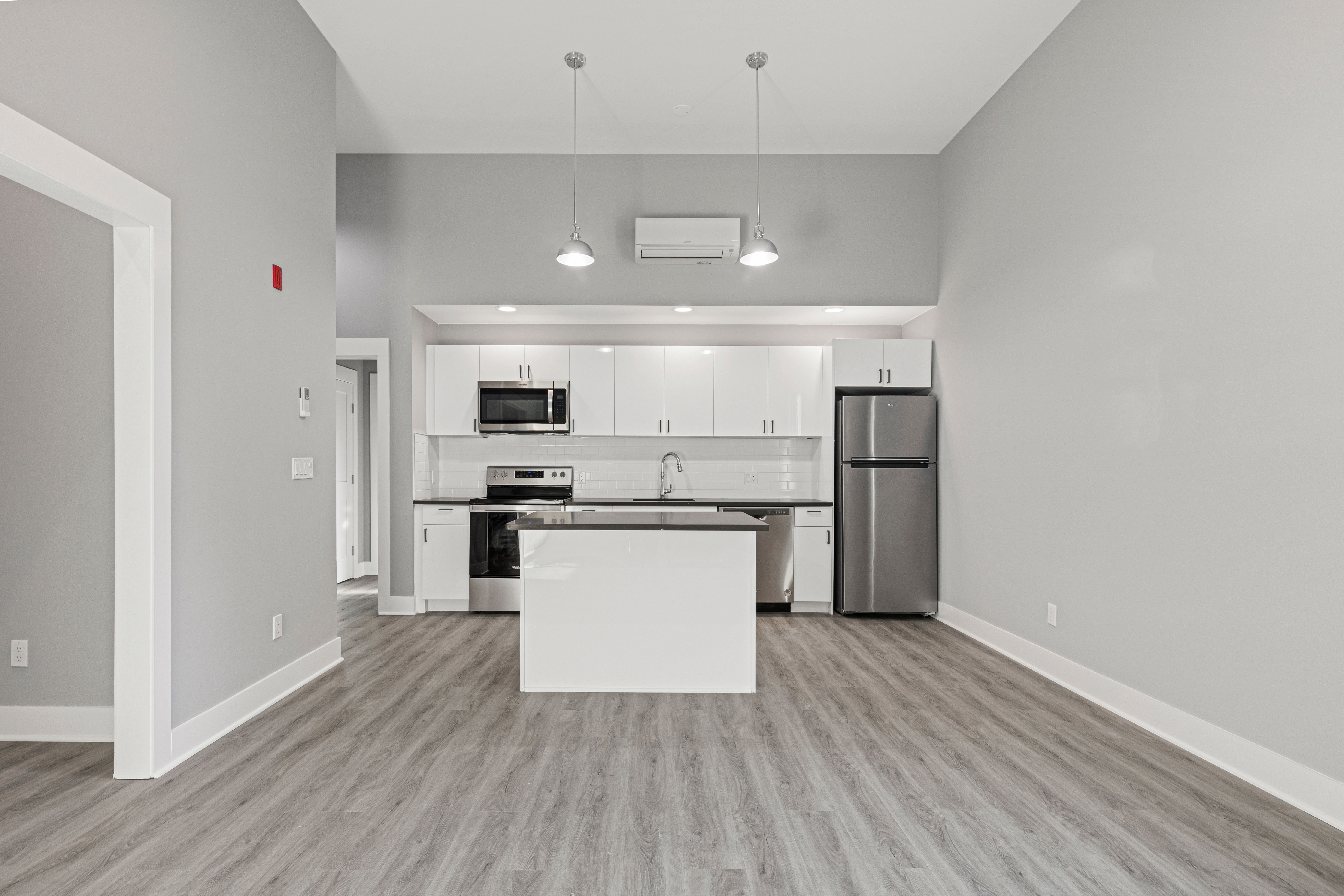 47 Beekman Avenue 34