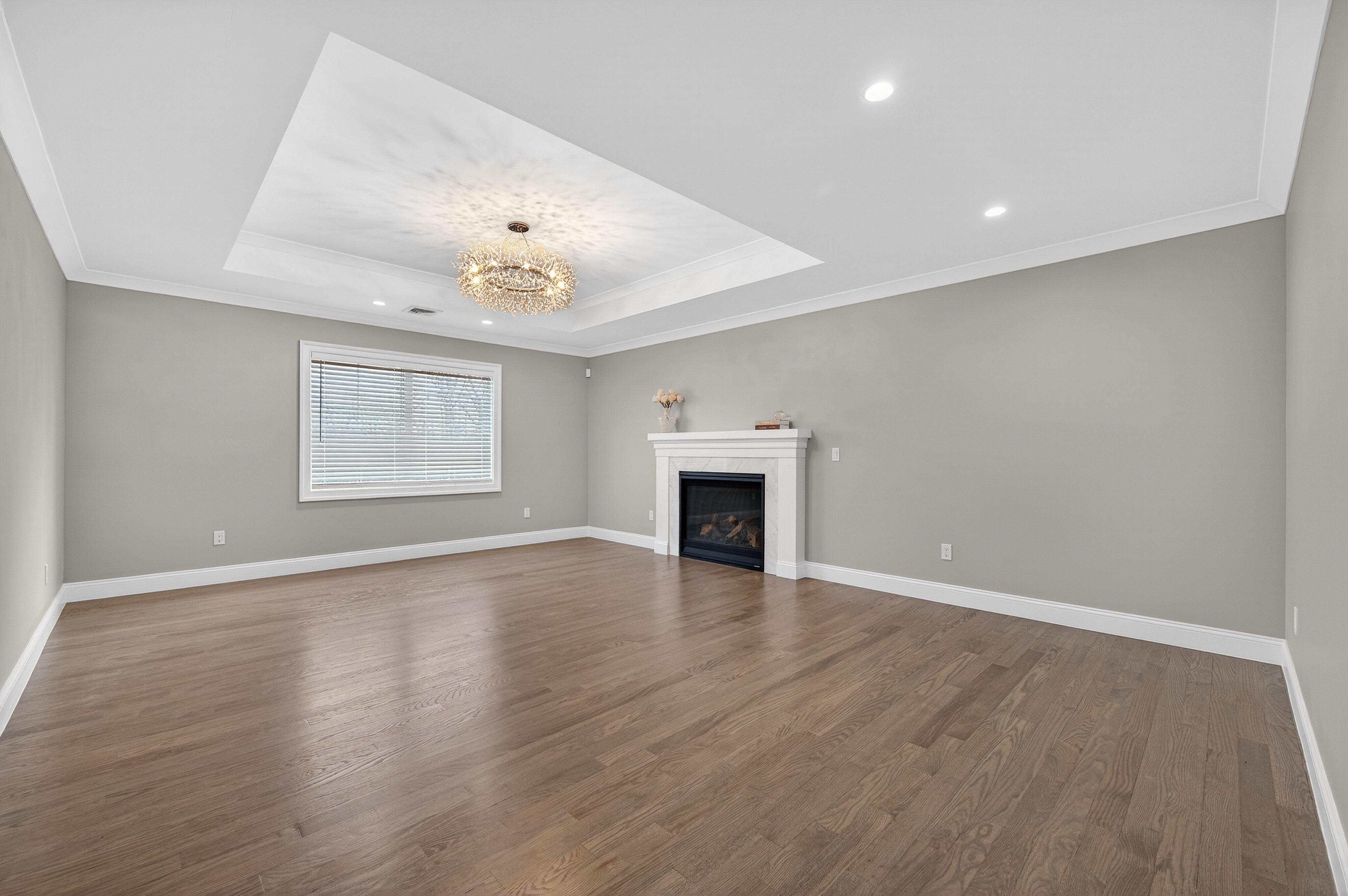 208 Cow Neck Road 