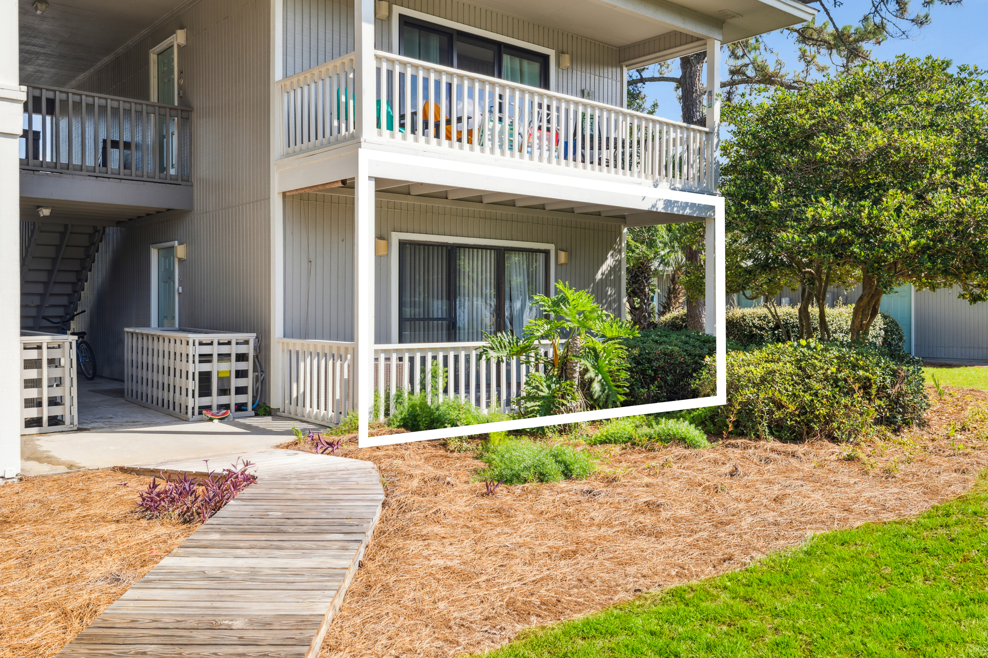 3799 East County Highway 30A G1