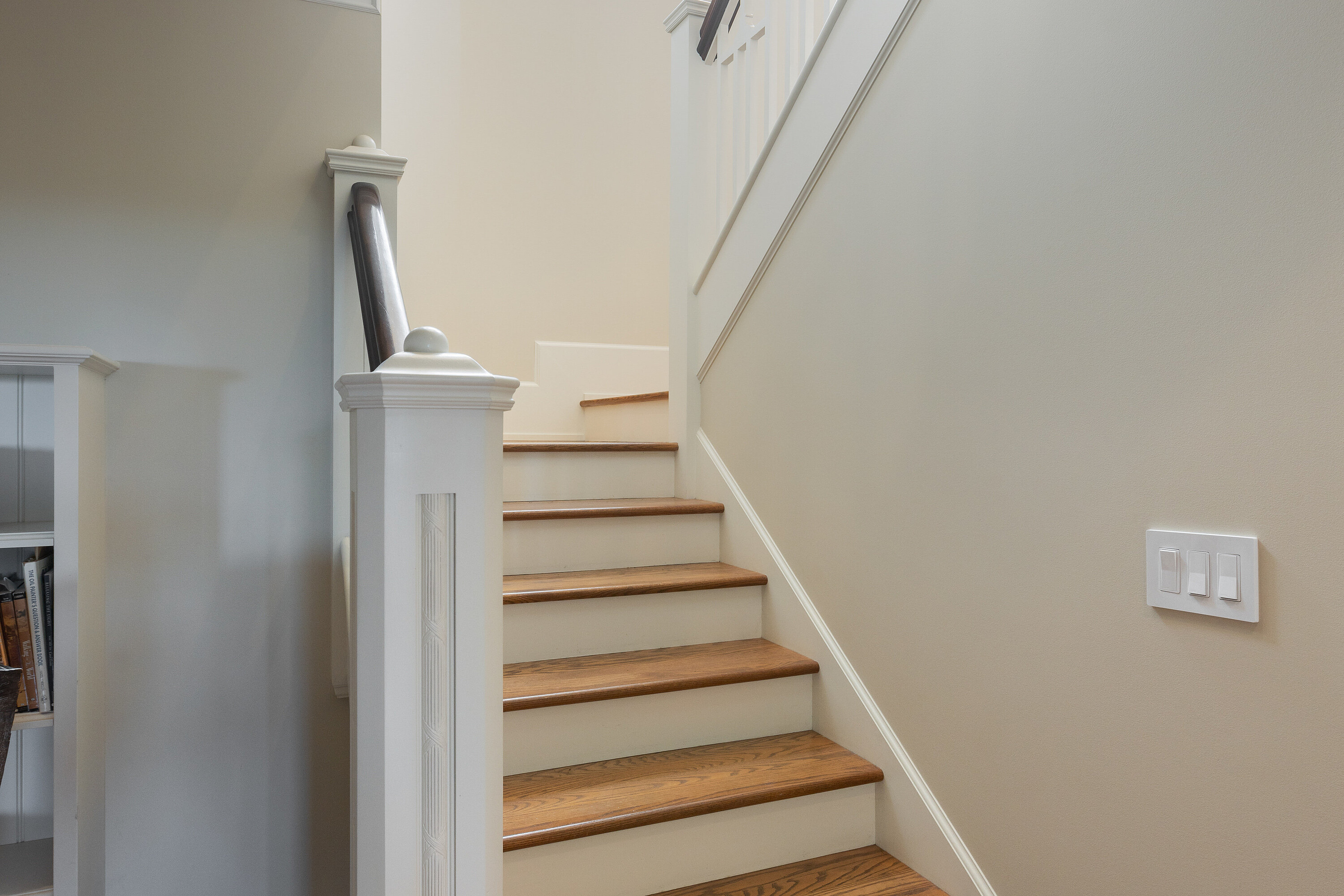 7007 Beach View Court