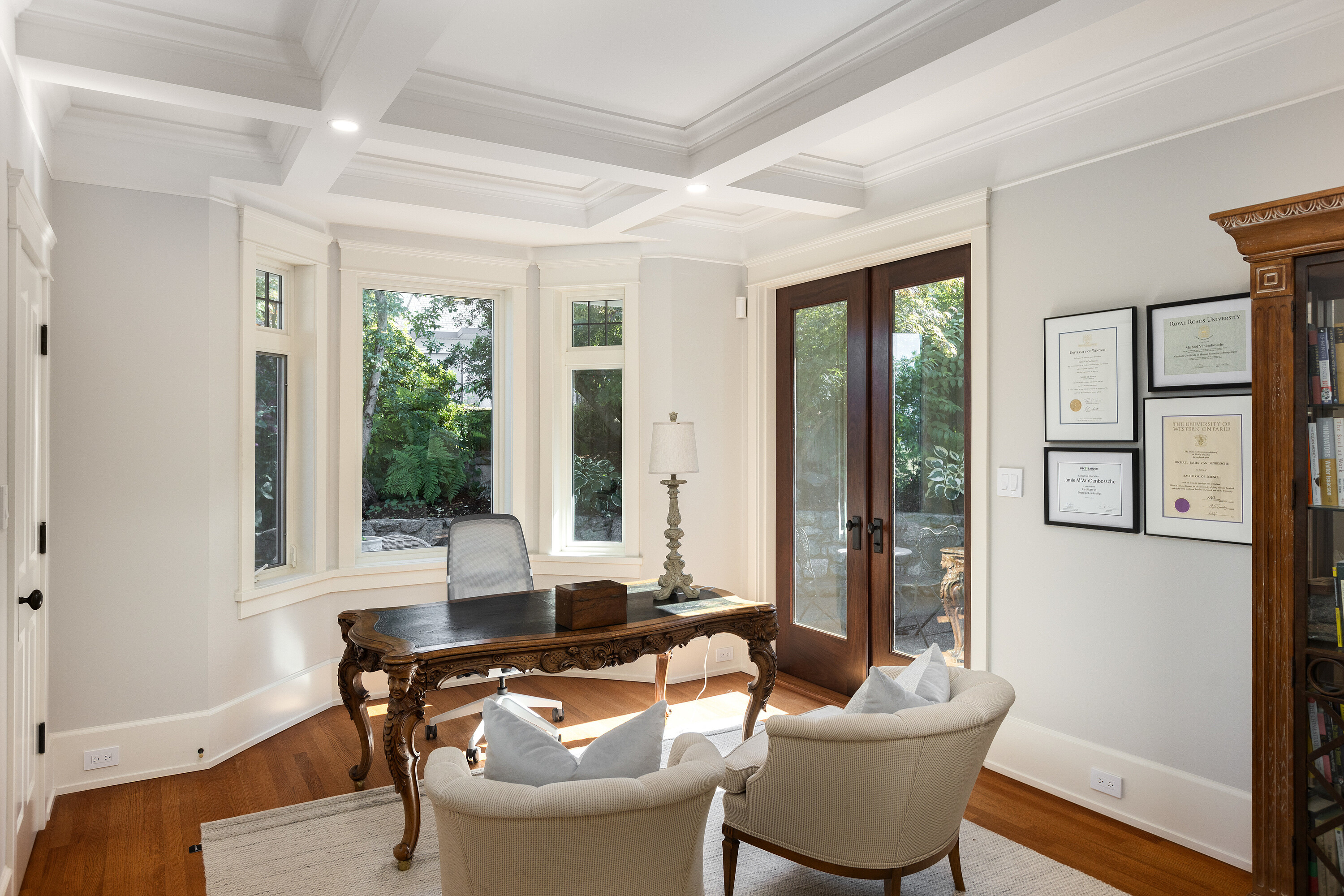 7007 Beach View Court
