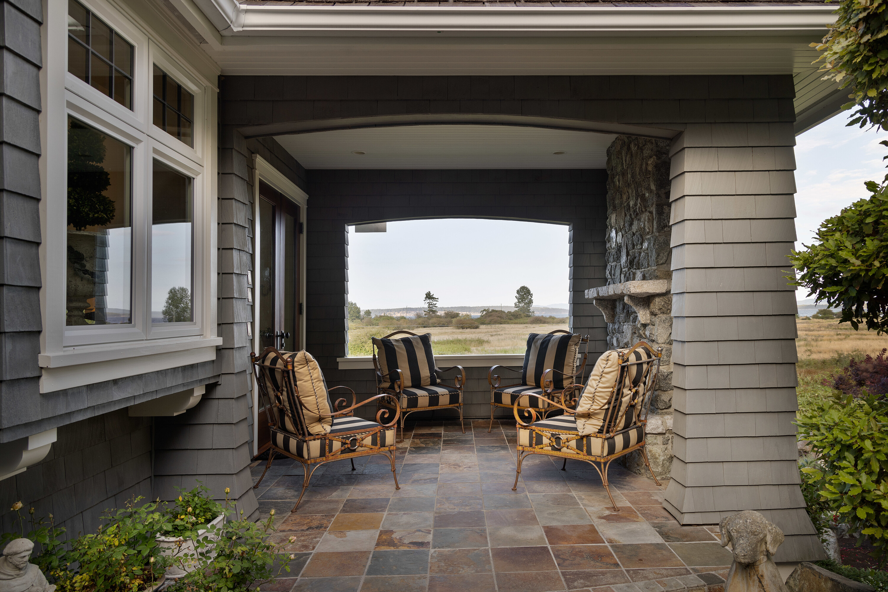 7007 Beach View Court