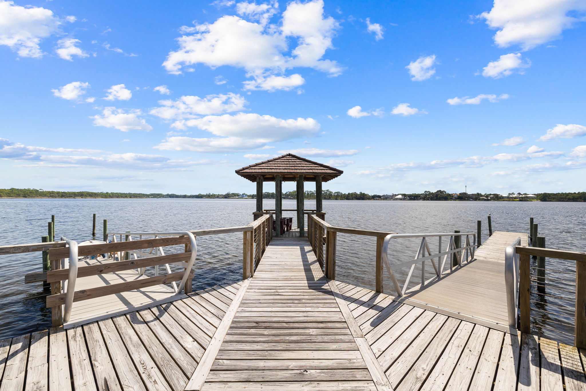 1101 Sawgrass Court 102