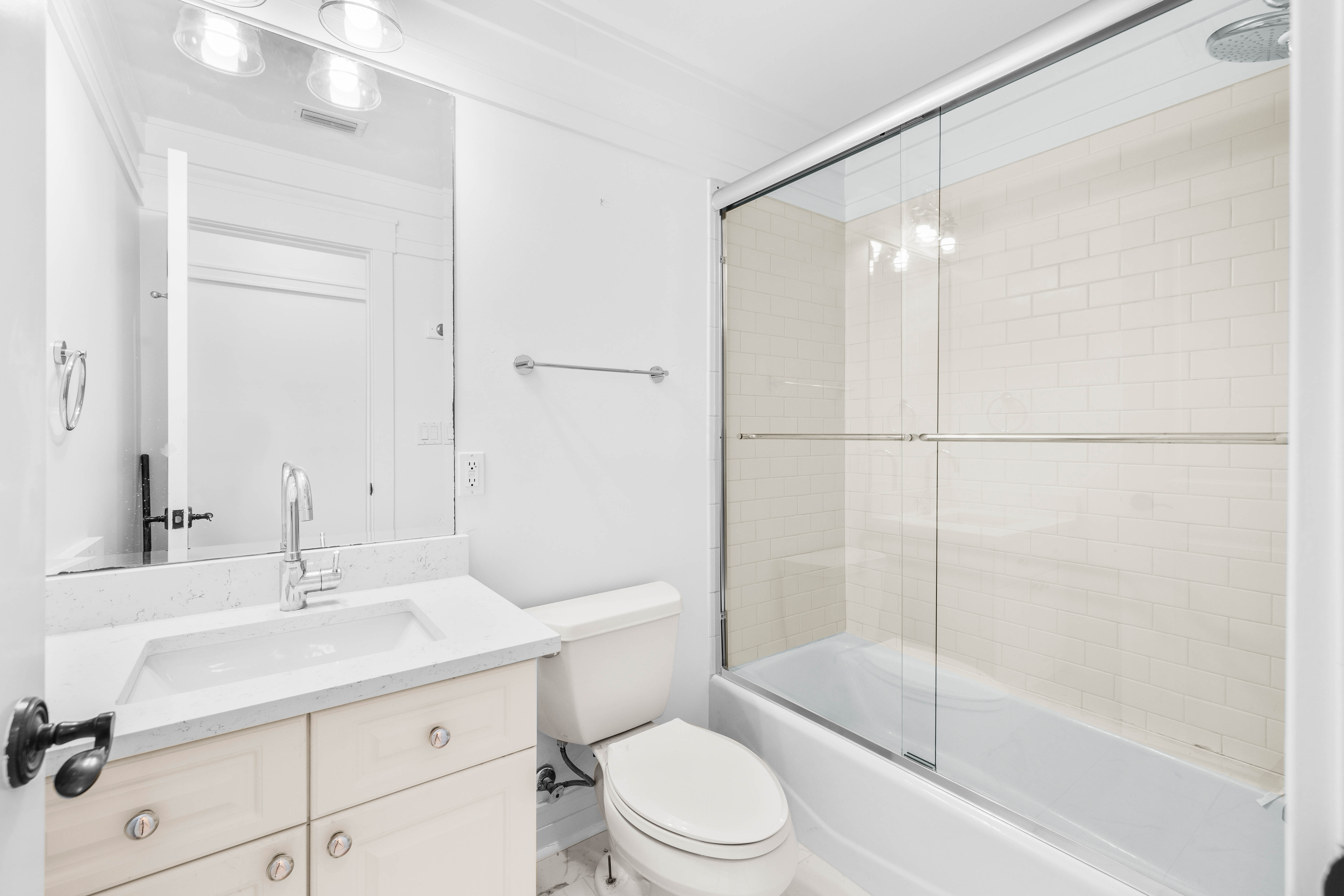 1101 Sawgrass Court 102