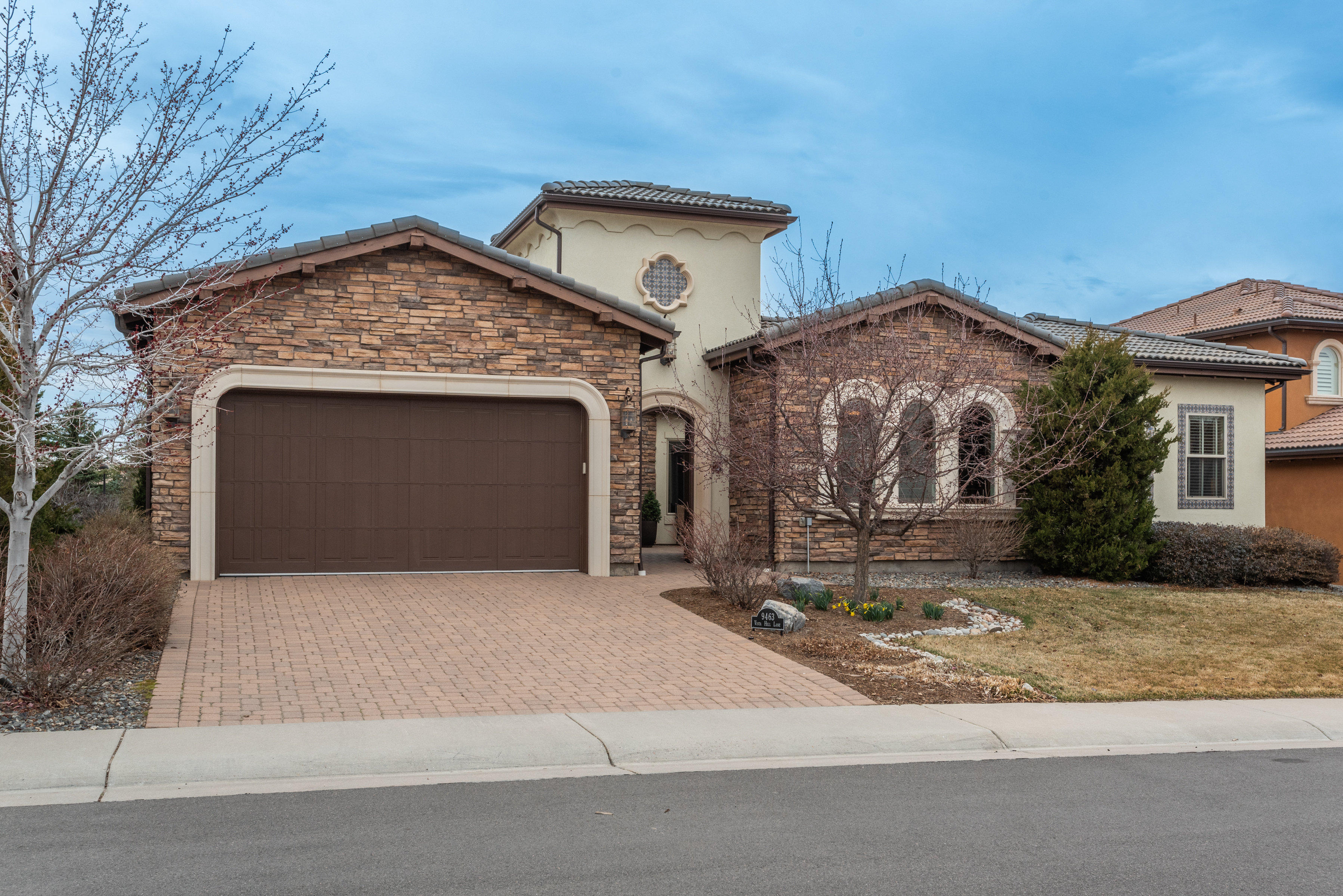 9463 Vista Hill Lane 