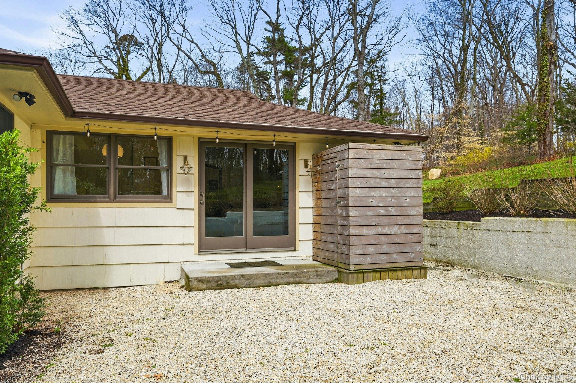 6 Greatmeadow Road