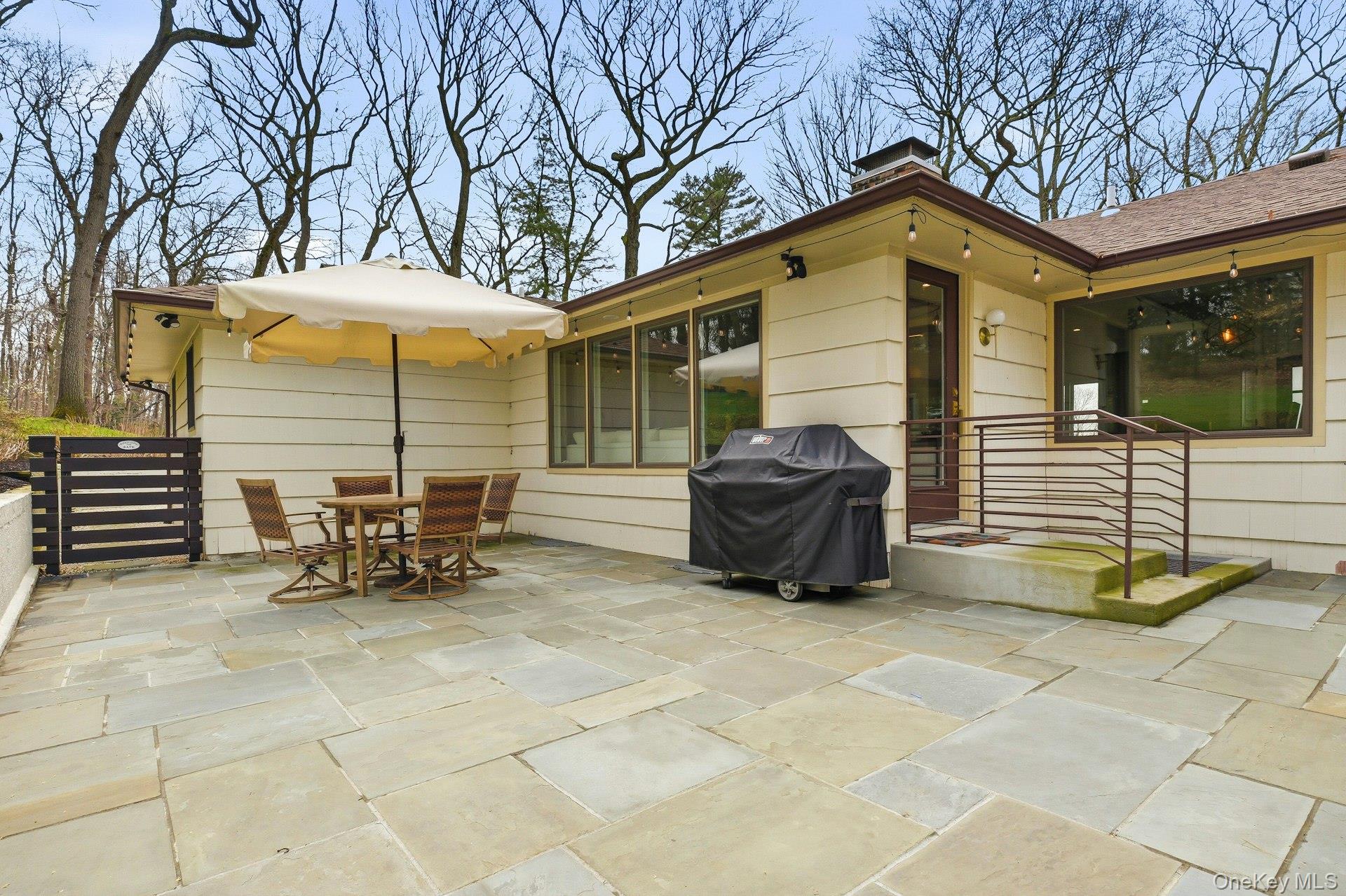 6 Greatmeadow Road