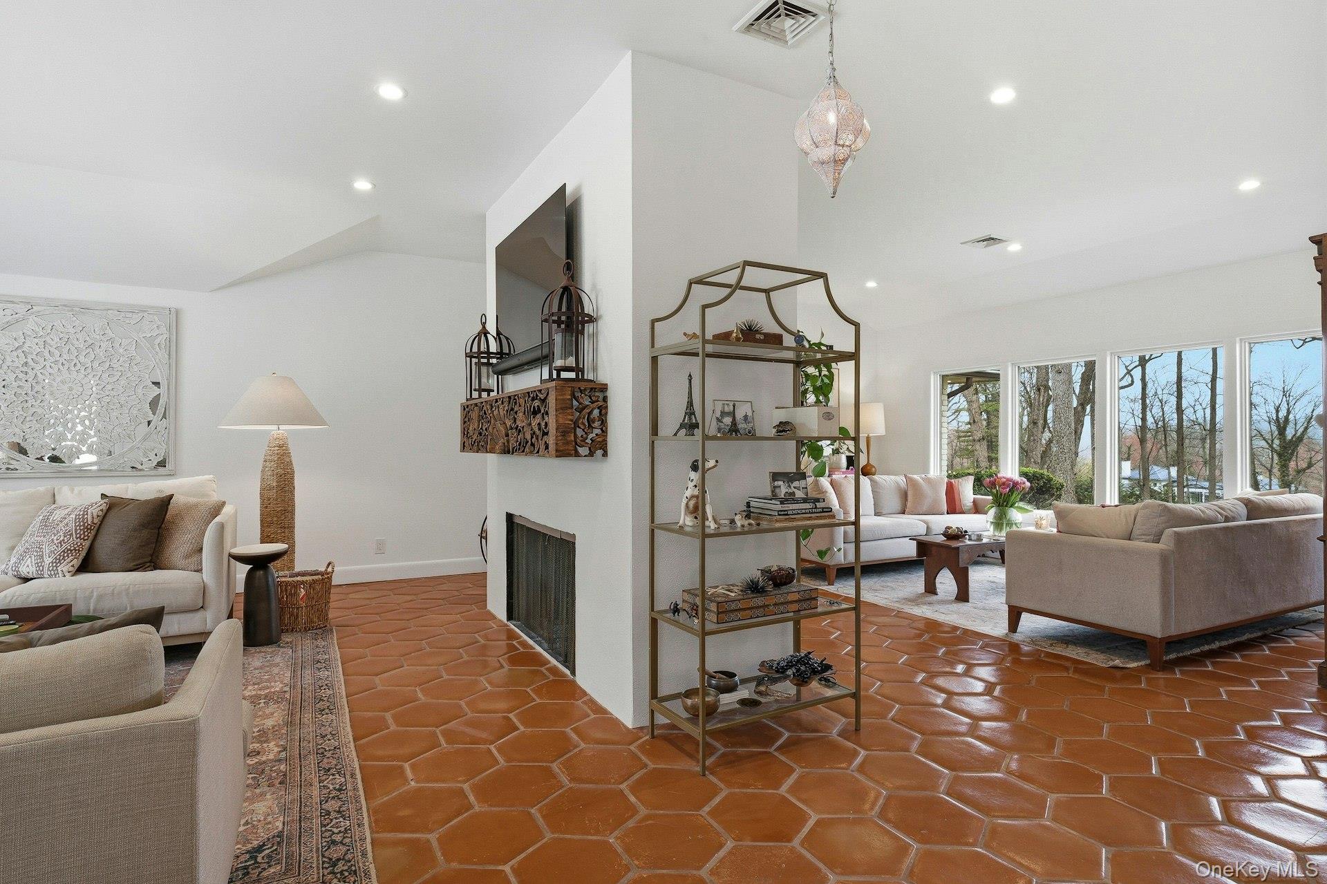 6 Greatmeadow Road